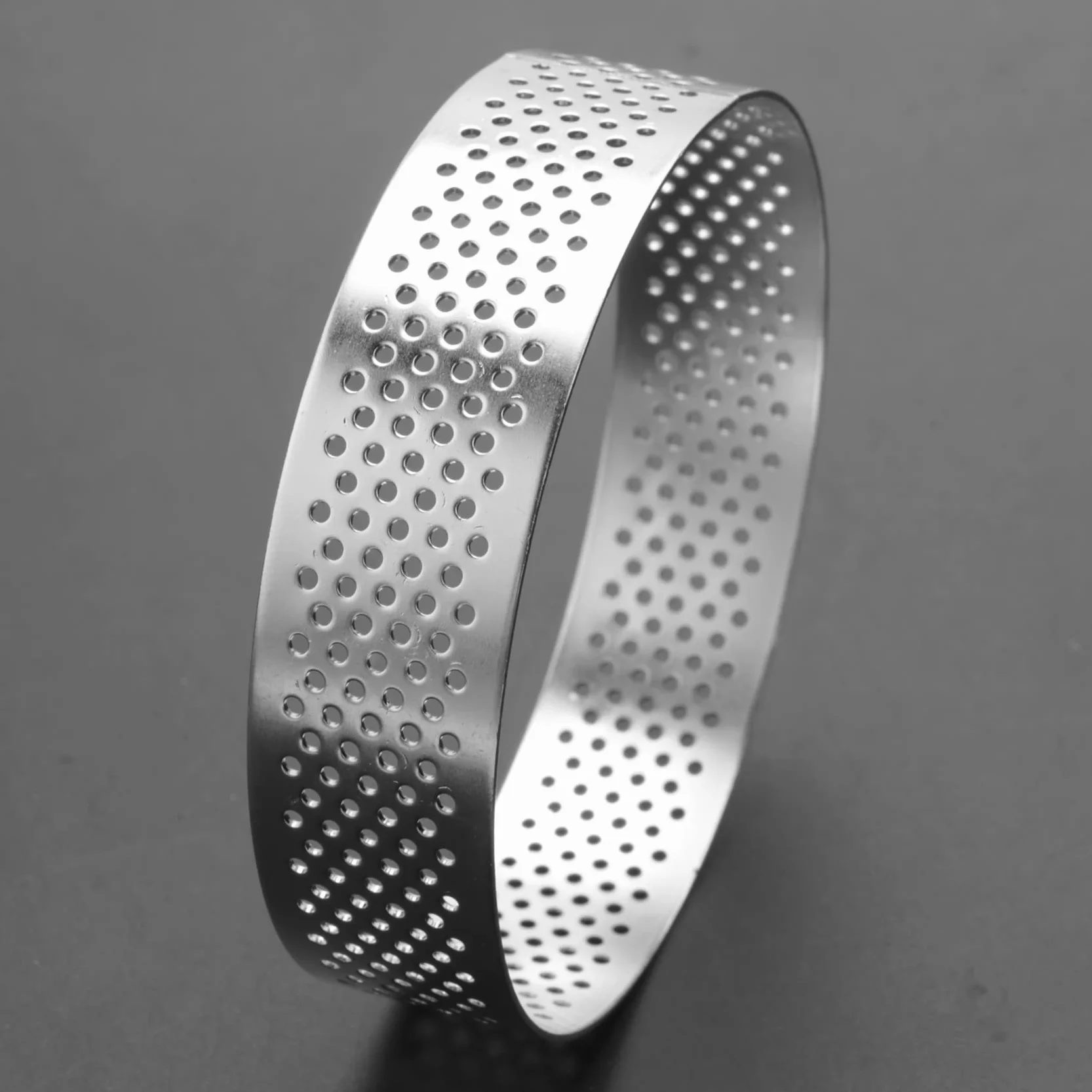 48 x okrągły pierścień ze stali nierdzewnej z porowatym tartletem, forma do pieczenia tortów, 8 cm