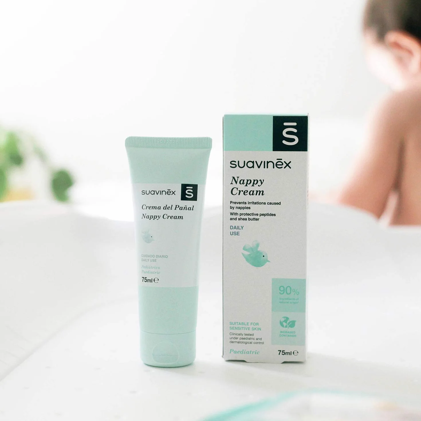 Suavinex Zestaw 2 x pieluchy dla niemowląt, ochrona przed podrażnieniami i zaczerwienieniami, odpowiedni dla wrażliwej skóry, 90% składników pochodzenia naturalnego, zielony, 2 x 75 ml