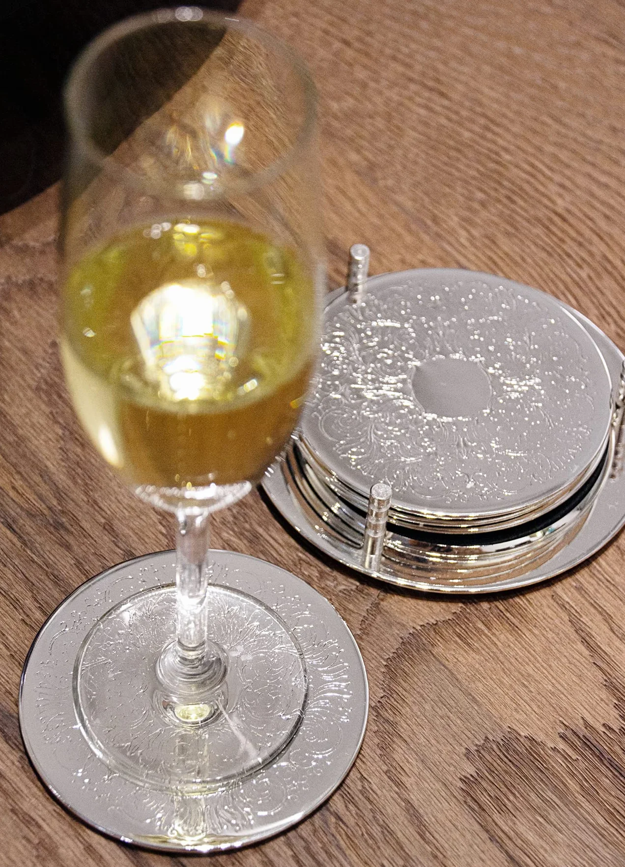 EDZARD Zestaw 6 podkładek Brugia (Ø 9 cm) w kolorze srebrnym - Podkładki pod szklanki, podkładki do filiżanek - okrągłe na garnek, świece, szklanki, napoje zamiast podkładek pod piwo