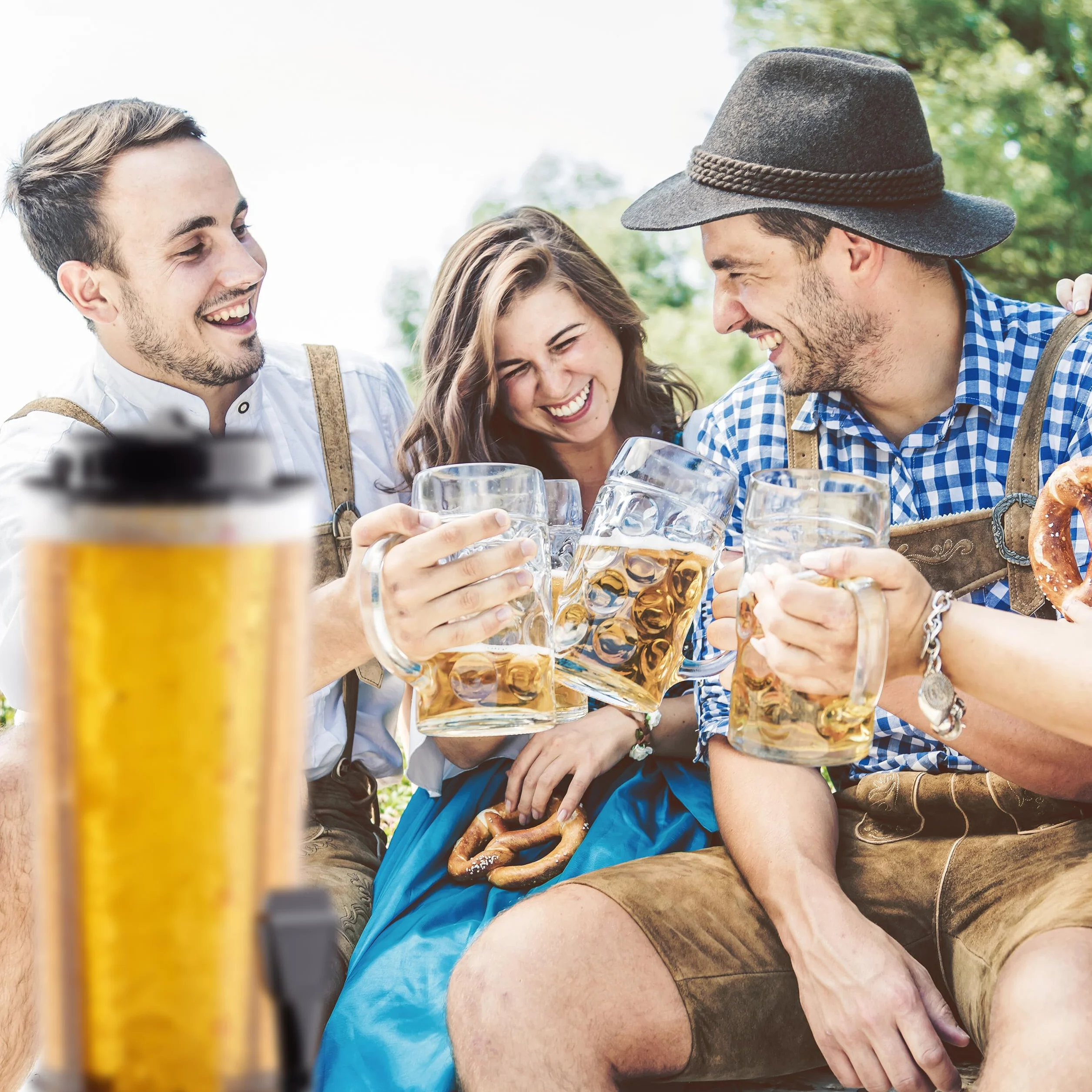 Relaxdays Kolumna piwa 2,5 l z chłodzeniem i kranikiem, dozownik do napojów, tworzywo sztuczne, kolorowy