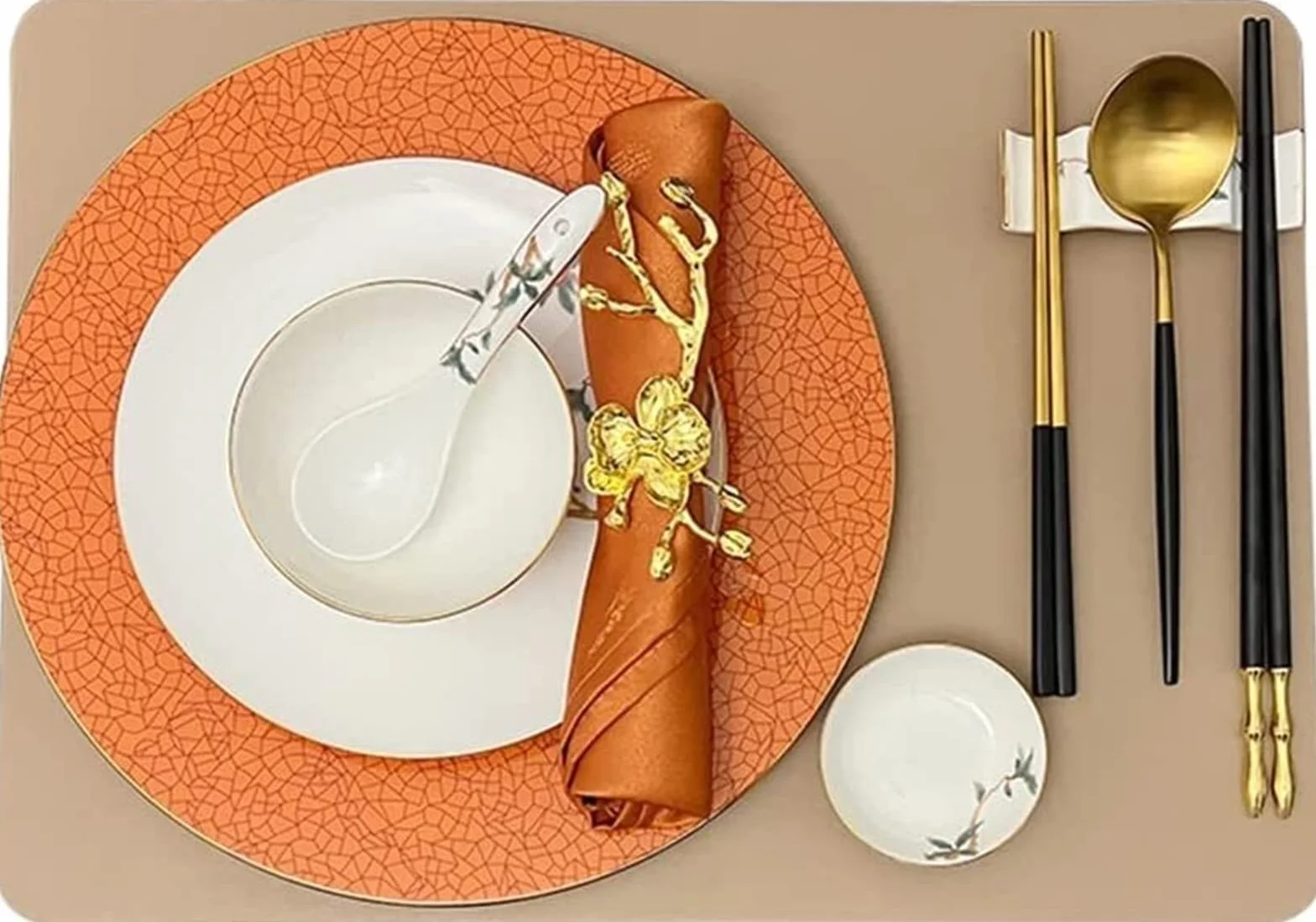 Zestaw zastawy stołowej z porcelany kostnej, talerz obiadowy, okrągły talerz restauracyjny, miska, podkładka, komplet (jeden rozmiar)