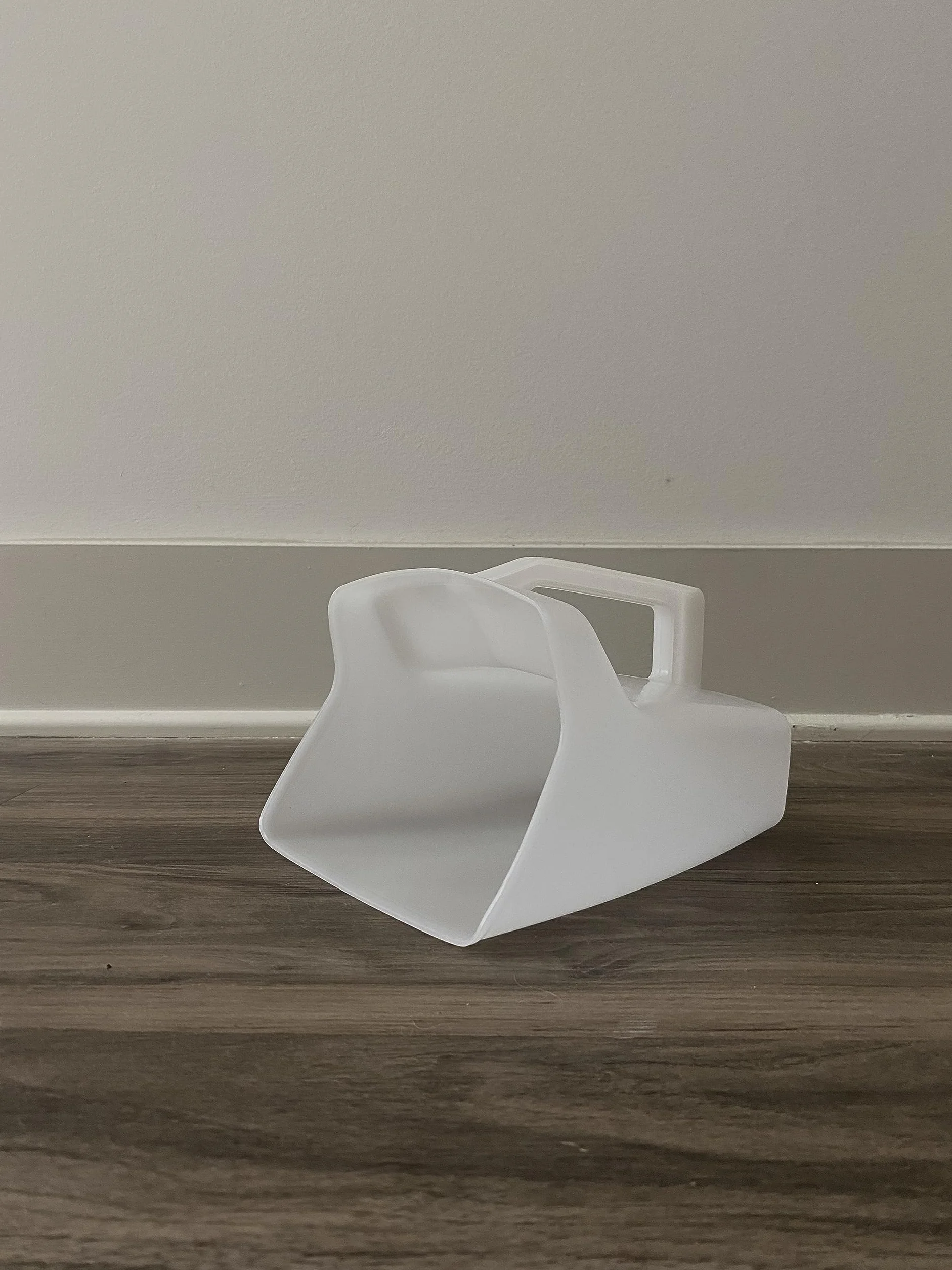 Rubbermaid Commercial Food Service Scoop, 1825 ml, biały, FG288500WHT