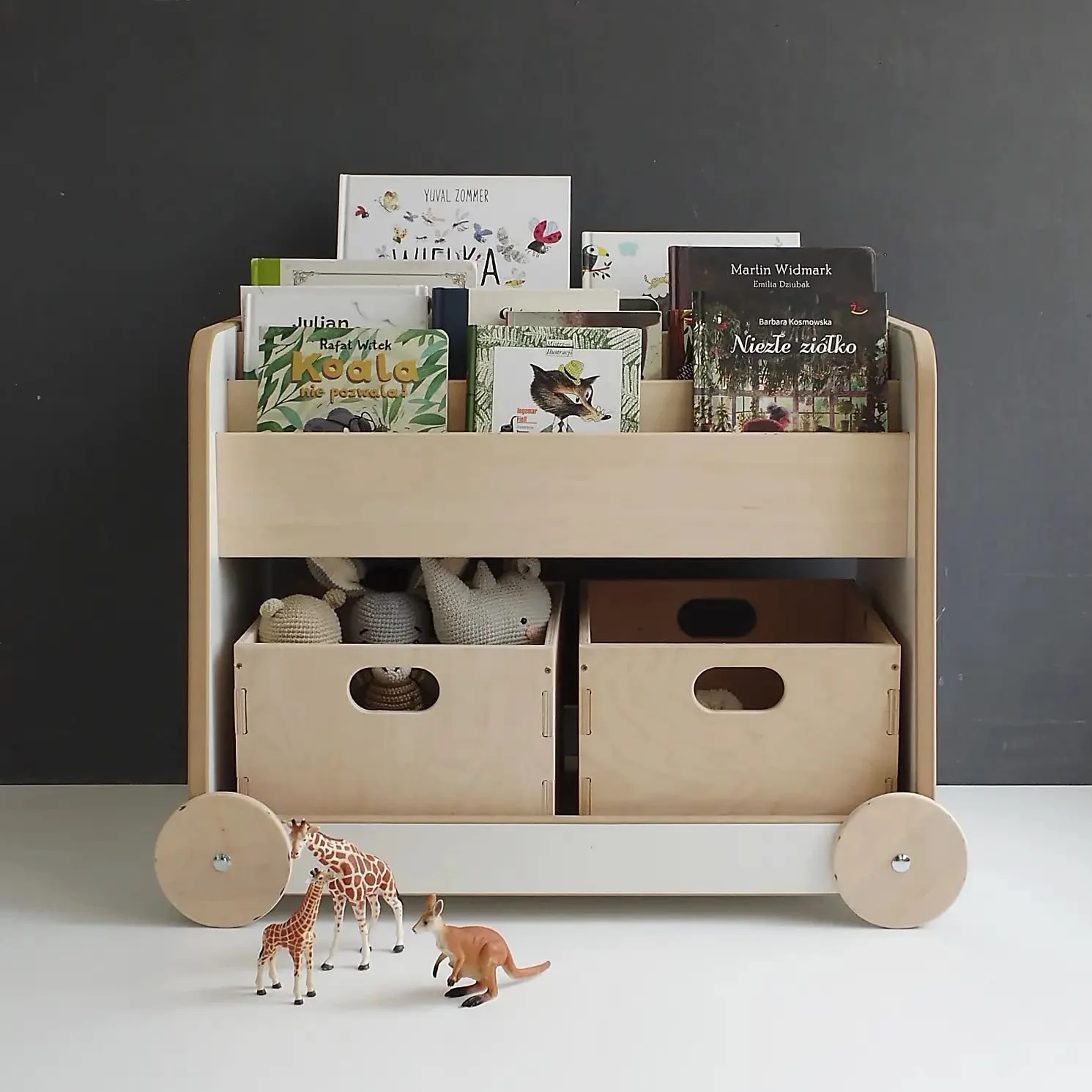 Babywood Regał na książki na kółkach | bezpieczny regał na książki dla dzieci | regał na książki Montessori | regał na książki magazynowe