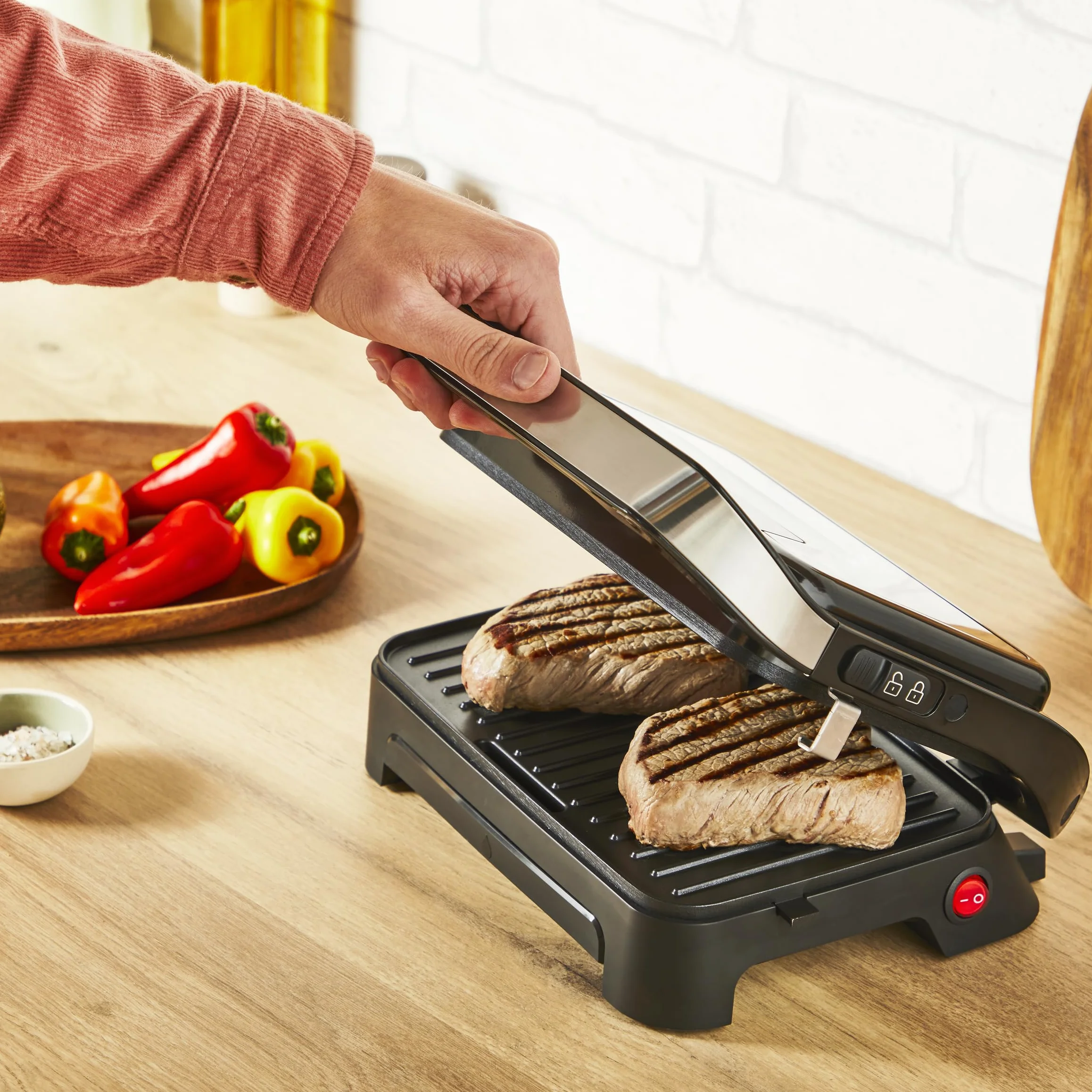 TEFAL GC270D10 Opiekacz do panini i grill Inicio Compact, 2w1, porcja dla 2 osób, szybkie nagrzewanie, 1000 W, nieprzywierające płyty, wyjmowana tacka ociekowa, pionowe przechowywanie, srebrno-czarny
