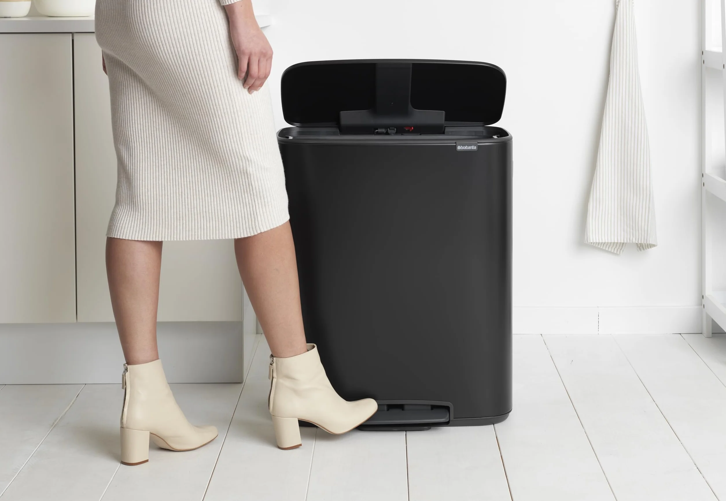 Brabantia Bo Kosz na Pedały 2x30L Duży Kosz na Śmieci do Kuchni Podwójny Czarny 54 x 37 x 65 cm