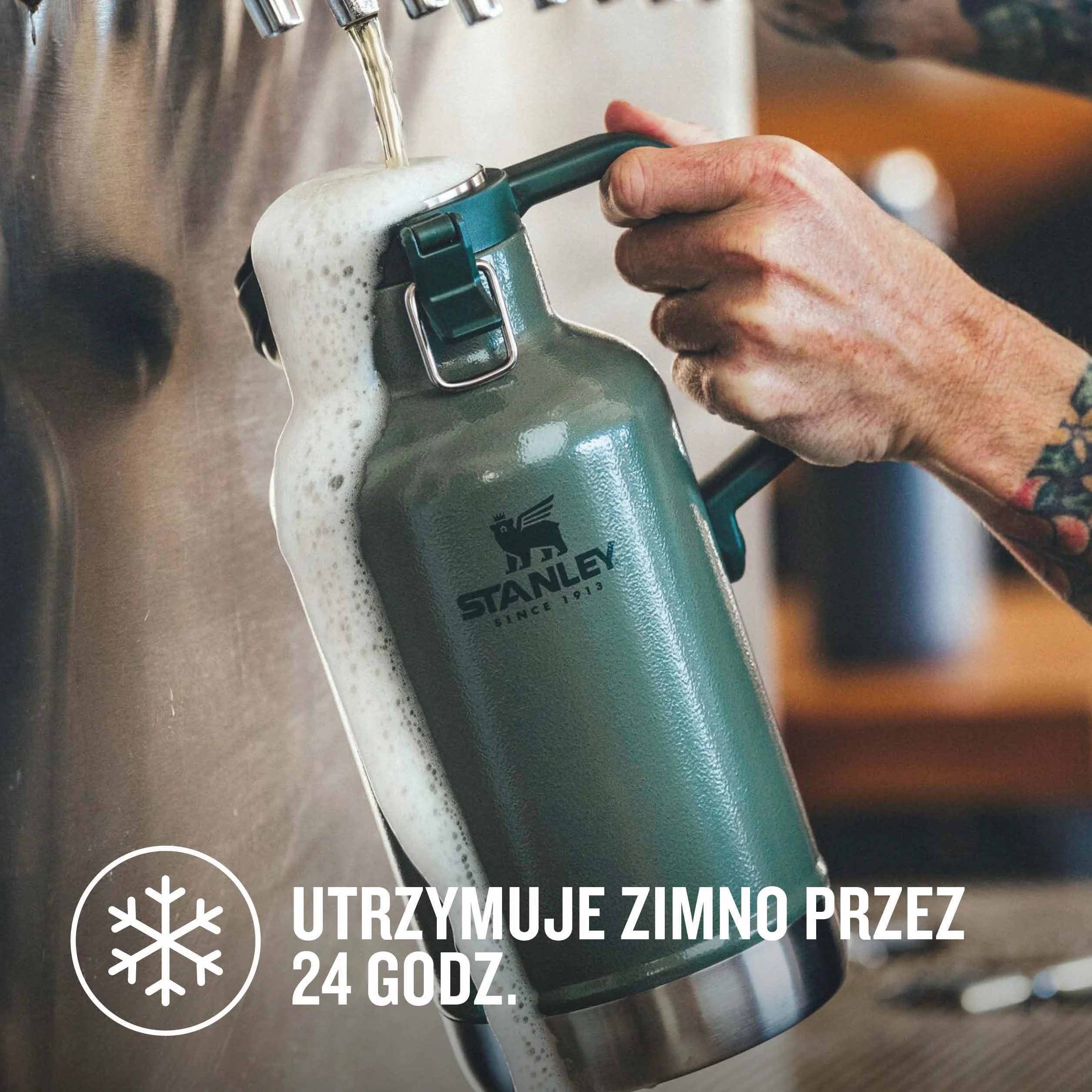 STANLEY Classic Easy-Pour Growler 1,9 l / 1,814.4 g Hammertone Green