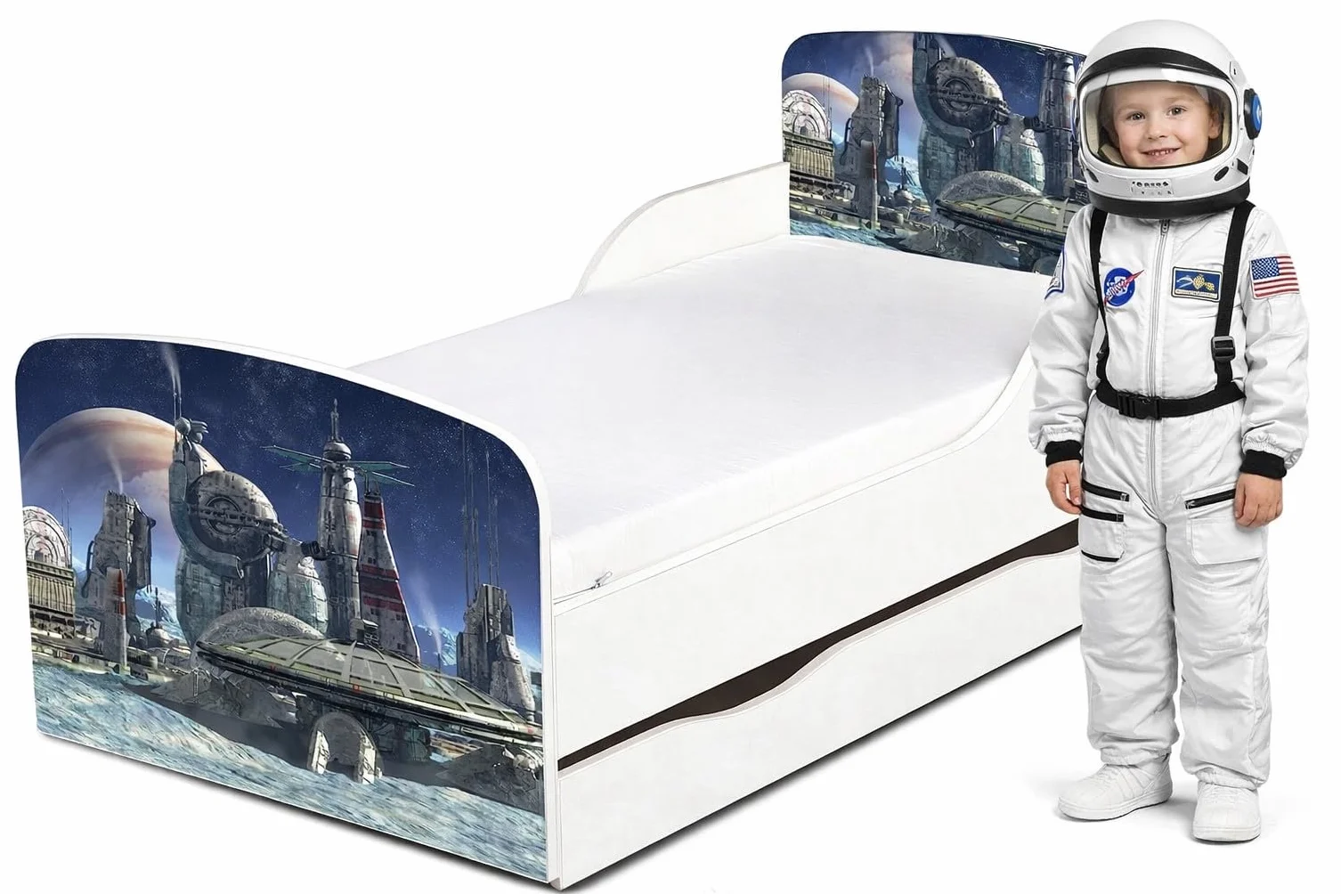 Łóżko dziecięce 140 x 70 cm z materacem, stelażem z listew i szufladą, drewniane łóżko z kolorowym nadrukiem z portem kosmicznym, stabilna konstrukcja do pokoju dziecięcego, samodzielny montaż