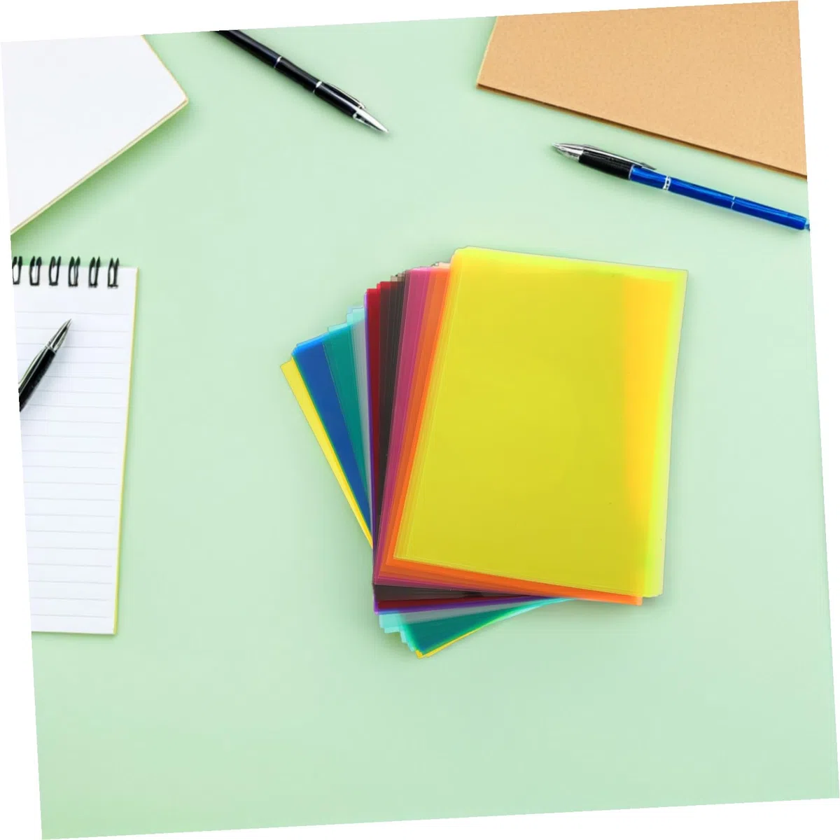 NUOBESTY 50 Arkuszy Arkuszy Kolorowego Przezroczystego Celofanu Do Rękodzieła Papier Do Pakowania Prezentów i Dekoracji Świetlnych Idealny Przedszkoli Kreatywnych Projektów i Edukacji