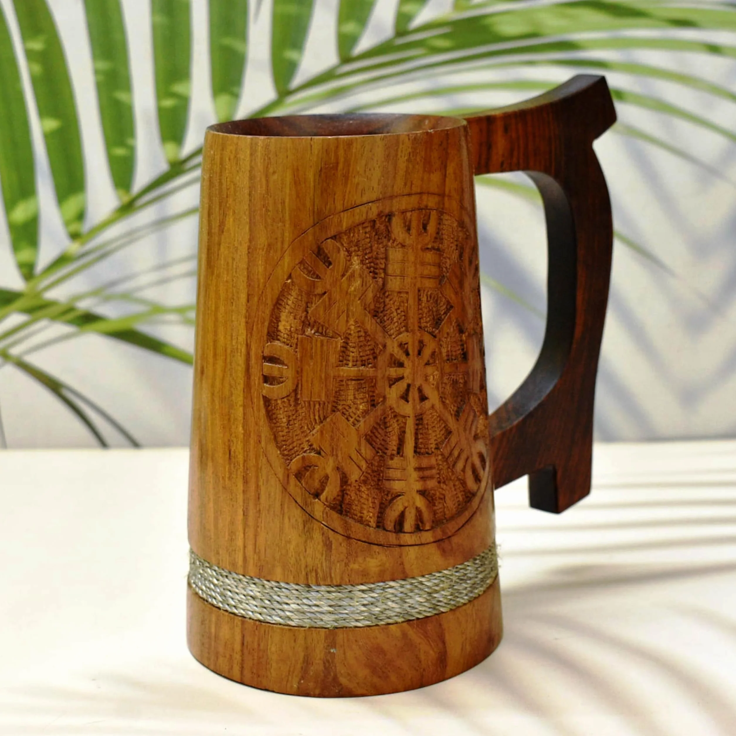 Lichtenberg Płonące drewniane kubki do piwa, ręcznie robiony kubek do piwa, kufel wikingów, prezent urodzinowy dla mężczyzny, drewniany kubek do piwa (Viking) - 590 ml