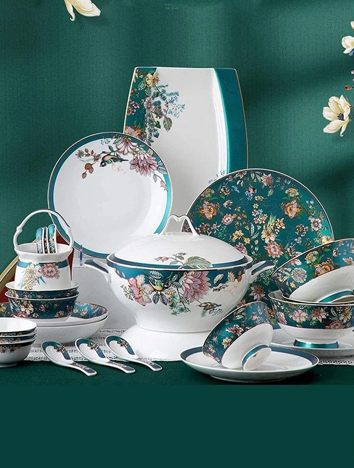 Wysokiej jakości zestaw naczyń do restauracji i domów prywatnych, 70-częściowy, zestaw naczyń z porcelany kostnej, emaliowane, ceramiczne naczynia w stylu pałacowym, 10 talerzy do serwowania