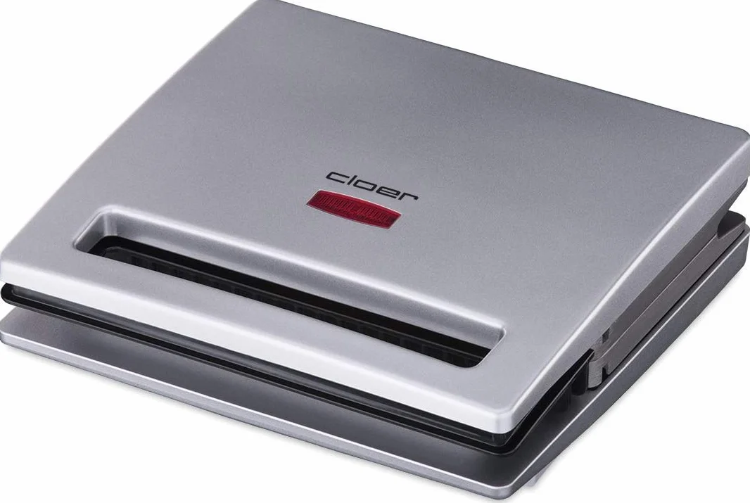 Cloer 6219 Opiekacz do kanapek, 900 W, dla 2 tosty podzielone po przekątnej, Kontrolka, srebrna