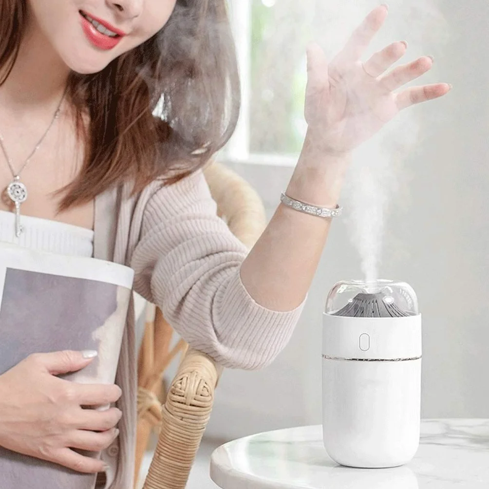 Nawilżacz Przenośny mini nawilżacz USB, 320 ml ultradźwiękowy stacja zimnej mgły osobisty nawilżacz powietrza, spray wody, cichy, automatyczne wyłączanie, regulowany tryb natrysku, odpowiedni do podróży i rodziny nas