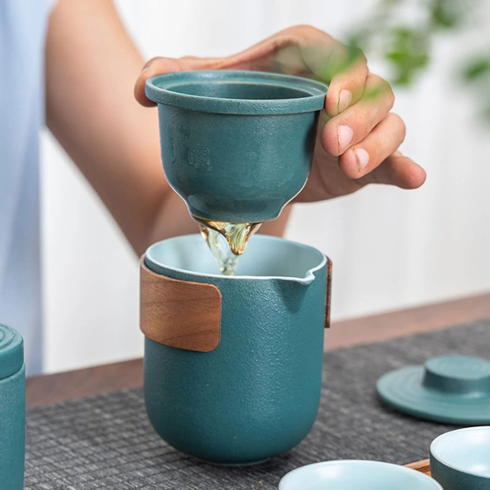 Mini podróżny zestaw ceramicznych dzbanków do herbaty, odporny na oparzenia, podróżny, przenośny mini ceramiczny zaparzacz do herbaty, z torbą do przechowywania, na zewnątrz, zielony garnek z 4