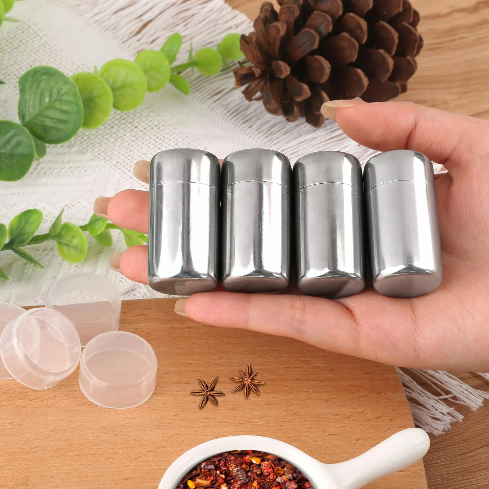 4 mini solniczki, 5 ml, stali nierdzewnej, z pokrywką, do przypraw, na kemping, grillowanie i domowe użycie