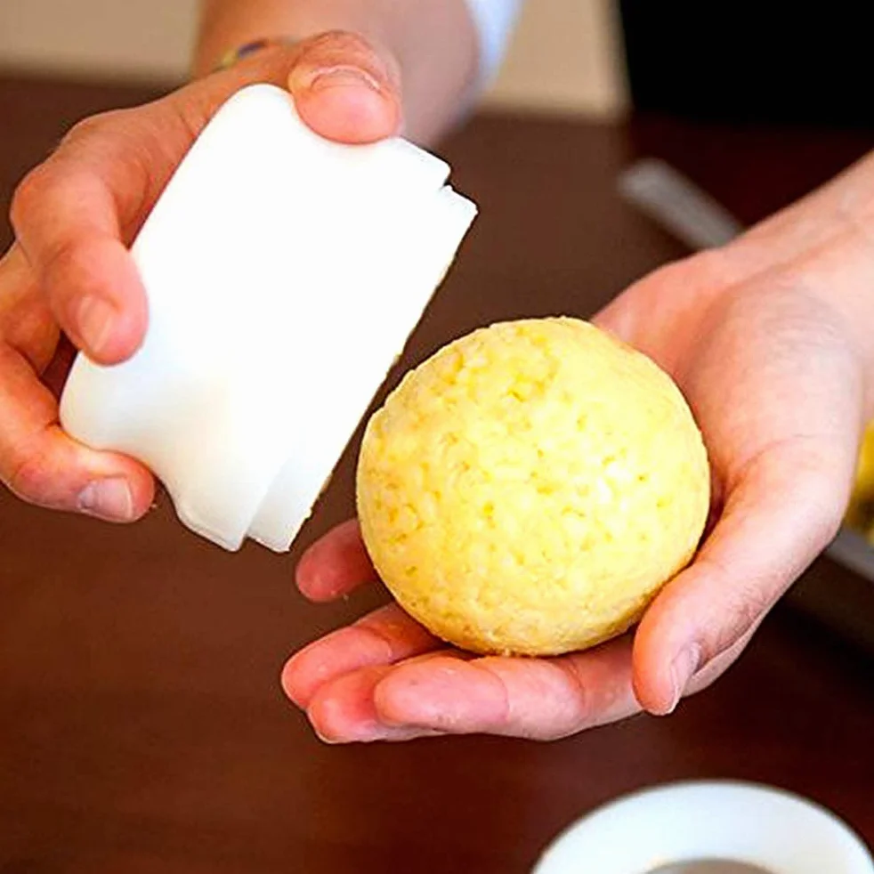 Syrisora foremka do arancini z mięsem, foremka na nadziewane pulpeciki, foremka na kulki ryżowe, plastikowa łyżka, przybory kuchenne do gotowania, prasa stożkowa, zestaw DIY (Biały