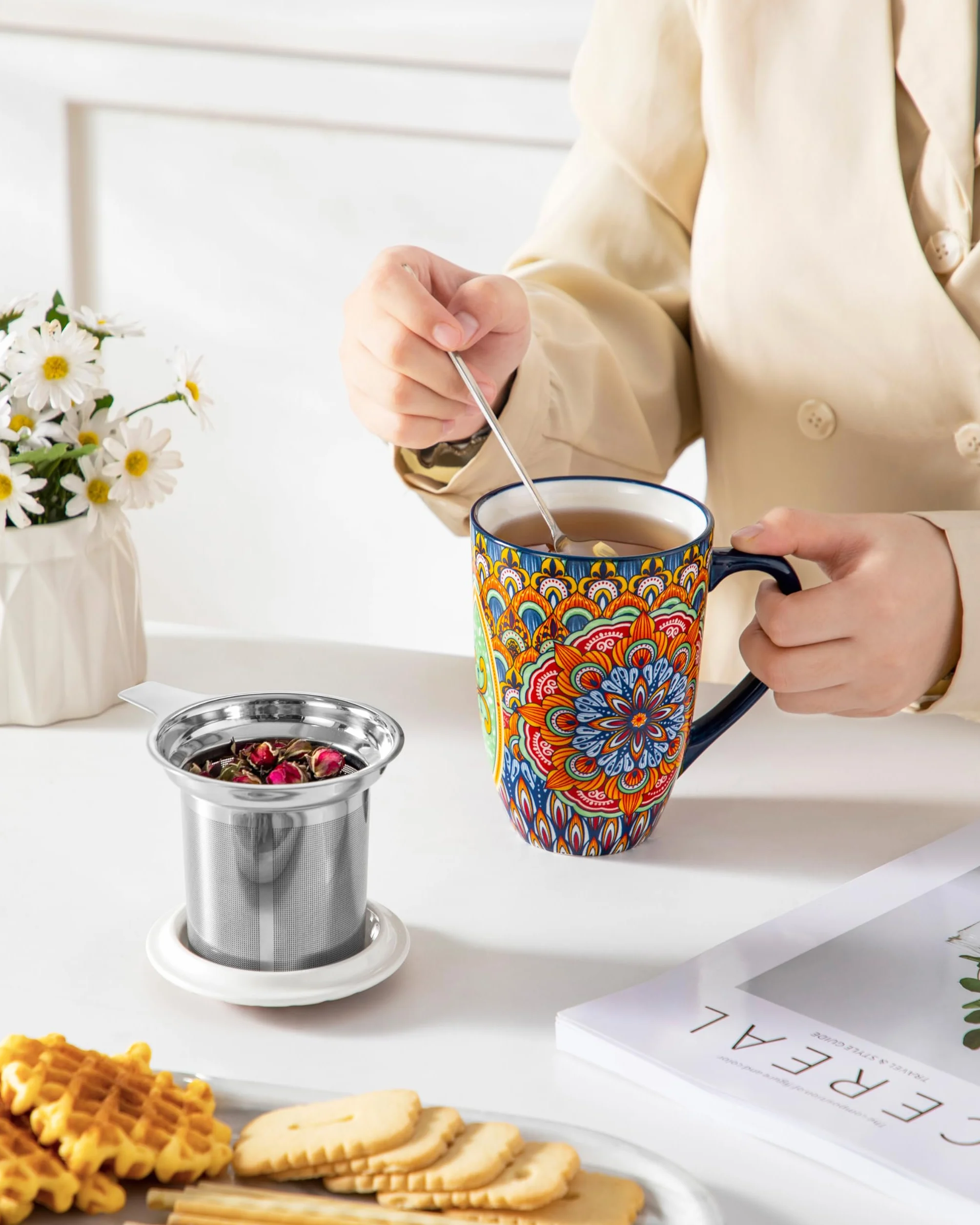 vancasso Filiżanka do herbaty z pokrywką i sitkiem, 540 ml, ceramiczna filiżanka do herbaty, duża, piękna filiżanka z sitkiem, na herbatę sypką, nadaje się do mycia w zmywarce i używania w kuchence