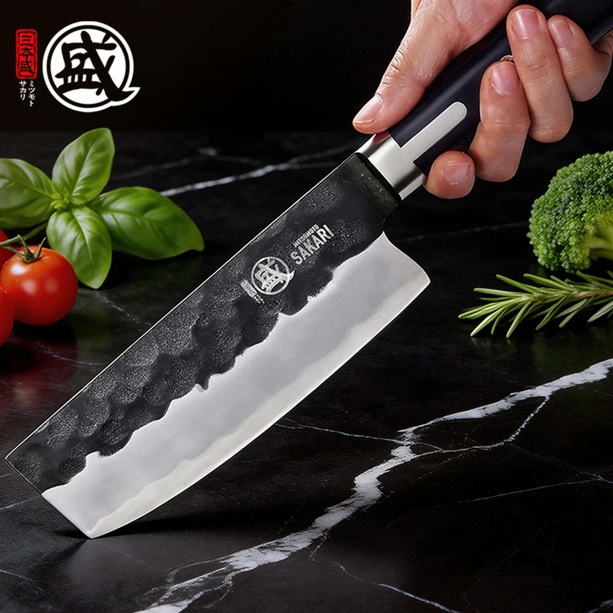MITSUMOTO SAKARI Nóż Nakiri 17 cm, Nóż Kuchenny ze Stali Proszkowej S301 | Płaskie Ostrze, Czarna Rękojeść z Drewna Pakka, Przeznaczony Specjalnie do Obróbki Warzyw