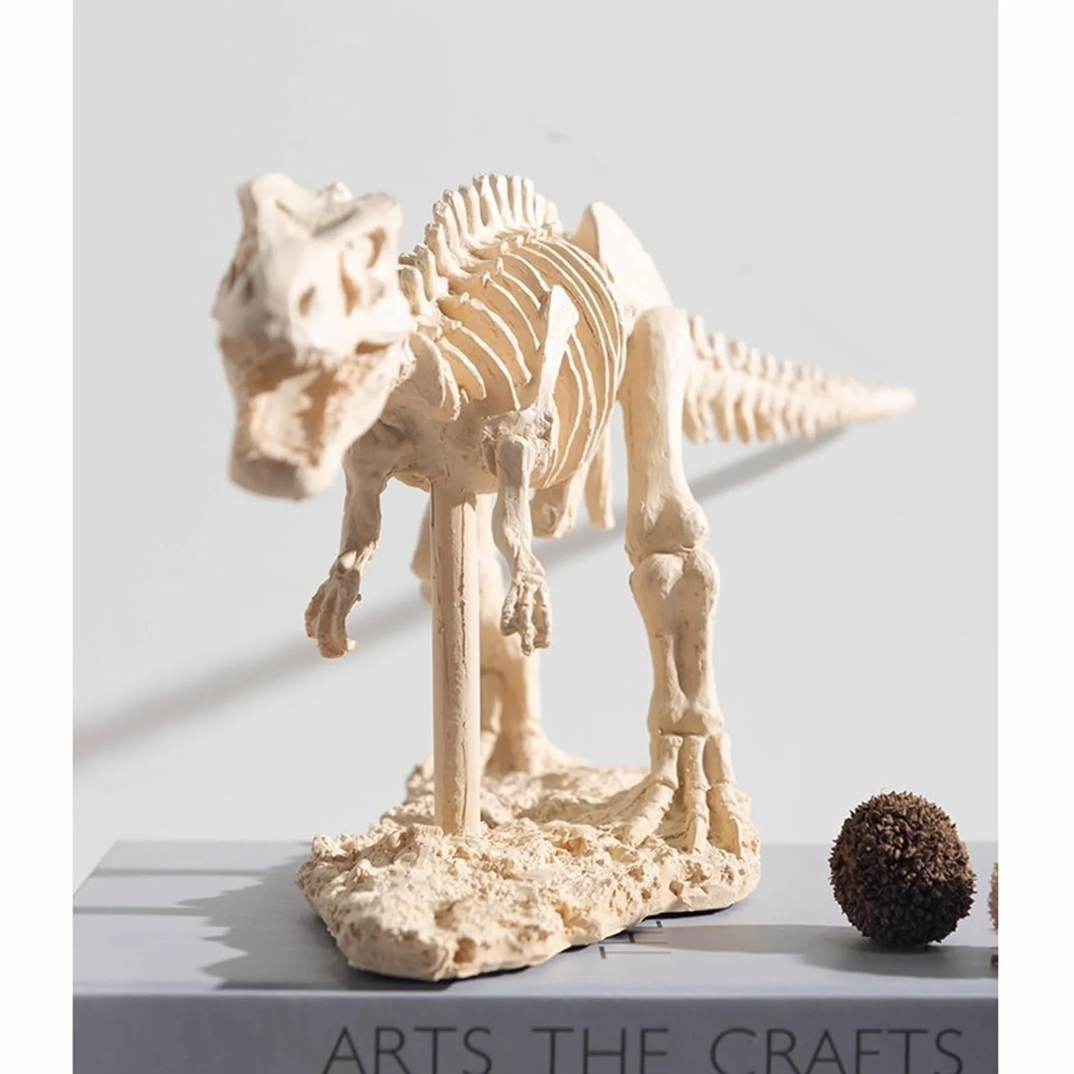 Rzeźby Realistyczna rzeźba szkieletu Tyrannosaurus Rex żywica dinozaur skamielina wystrój edukacyjna figurka kolekcjonerska Ornament