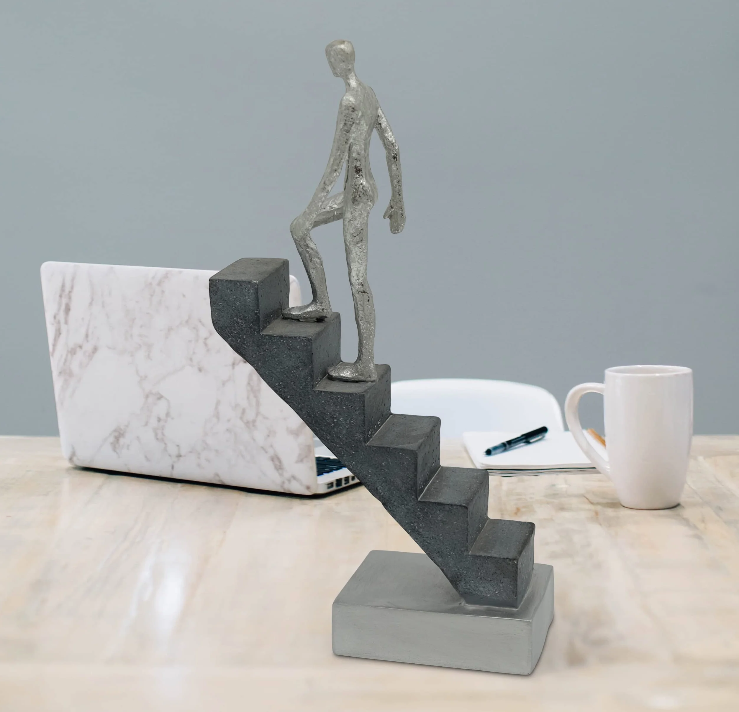 FeinKnick Nowoczesna dekoracja biurka "Top of The Rock" - abstrakcyjna rzeźba jako motywacja 30 cm - nowoczesna figurka do wystroju domu wykonana z żywicy marmurowej - statuetka do salonu i estetyczna