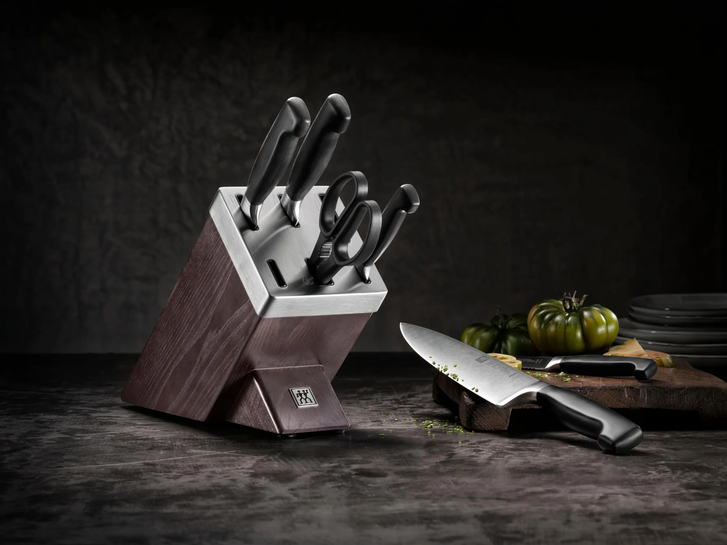 ZWILLING Selbstschärfender Messerblock, 7-tlg., Holzblock, Messer und Schere aus rostfreiem Spezialstahl/Kunststoff-Griff, Vier Sterne