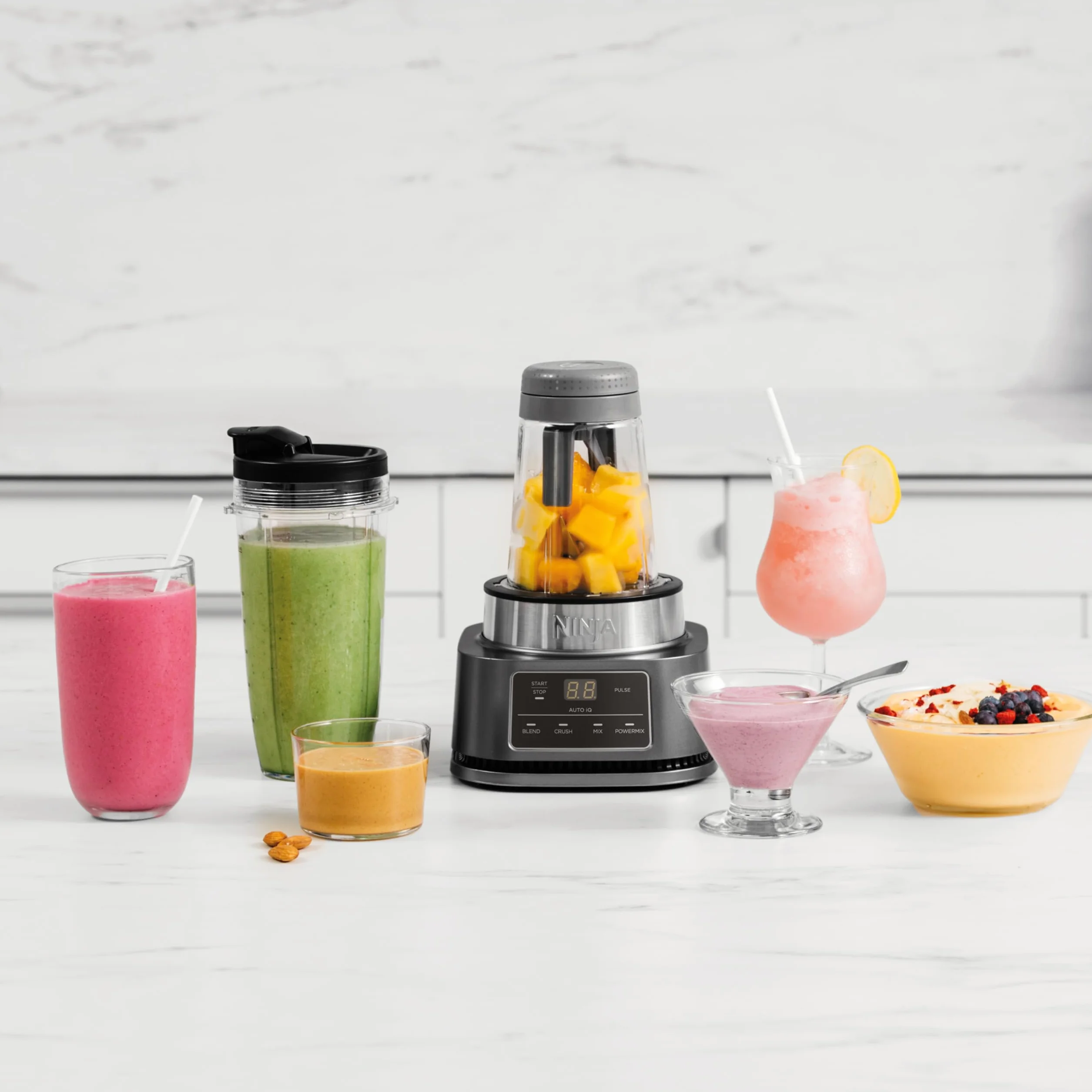 Ninja Foodi Power Nutri Mixer 2W1, Tworzenie Miseczek ze Smoothie, Mieszanie Gęstych Past i Mrożonych Napojów, Programy Automatyczne, Srebrny CB100EU