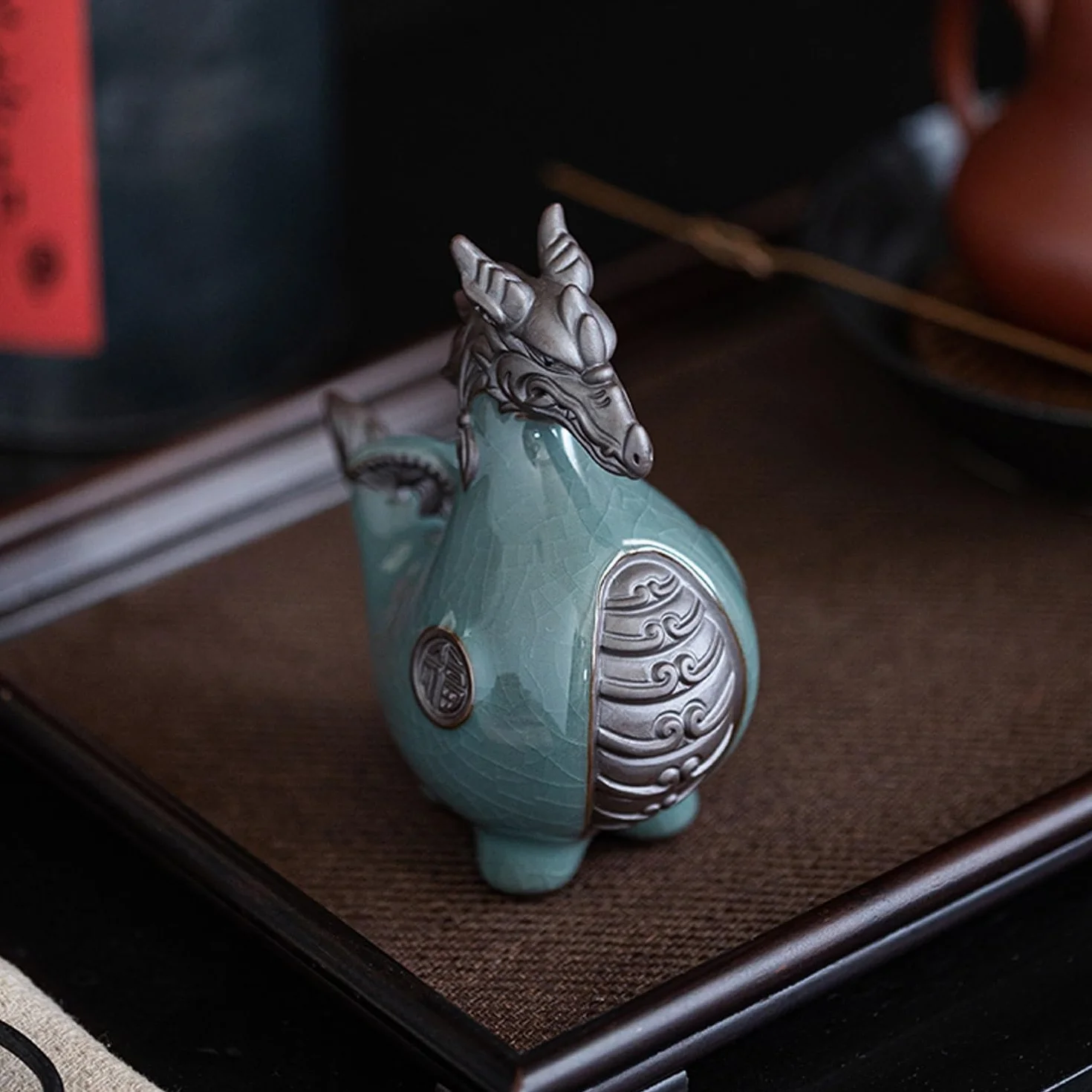 figurki zwierzątek， Uroczy ceramiczny zestaw do herbaty z figurką smoka, akcesoria, statua Loong, dekoracja biurka na ceremonię herbacianą