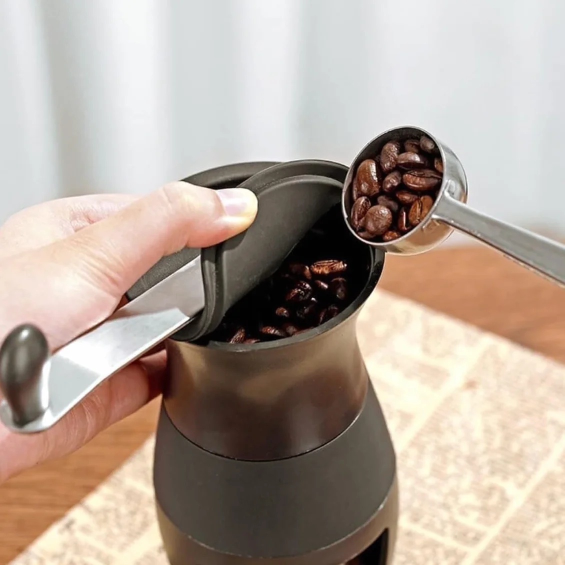 French Press Ręczny Młynek Do Kawy Z Ceramicznymi Żarnami Regulowana Szorstkość Domu I Podróży Dzbanek Kawy