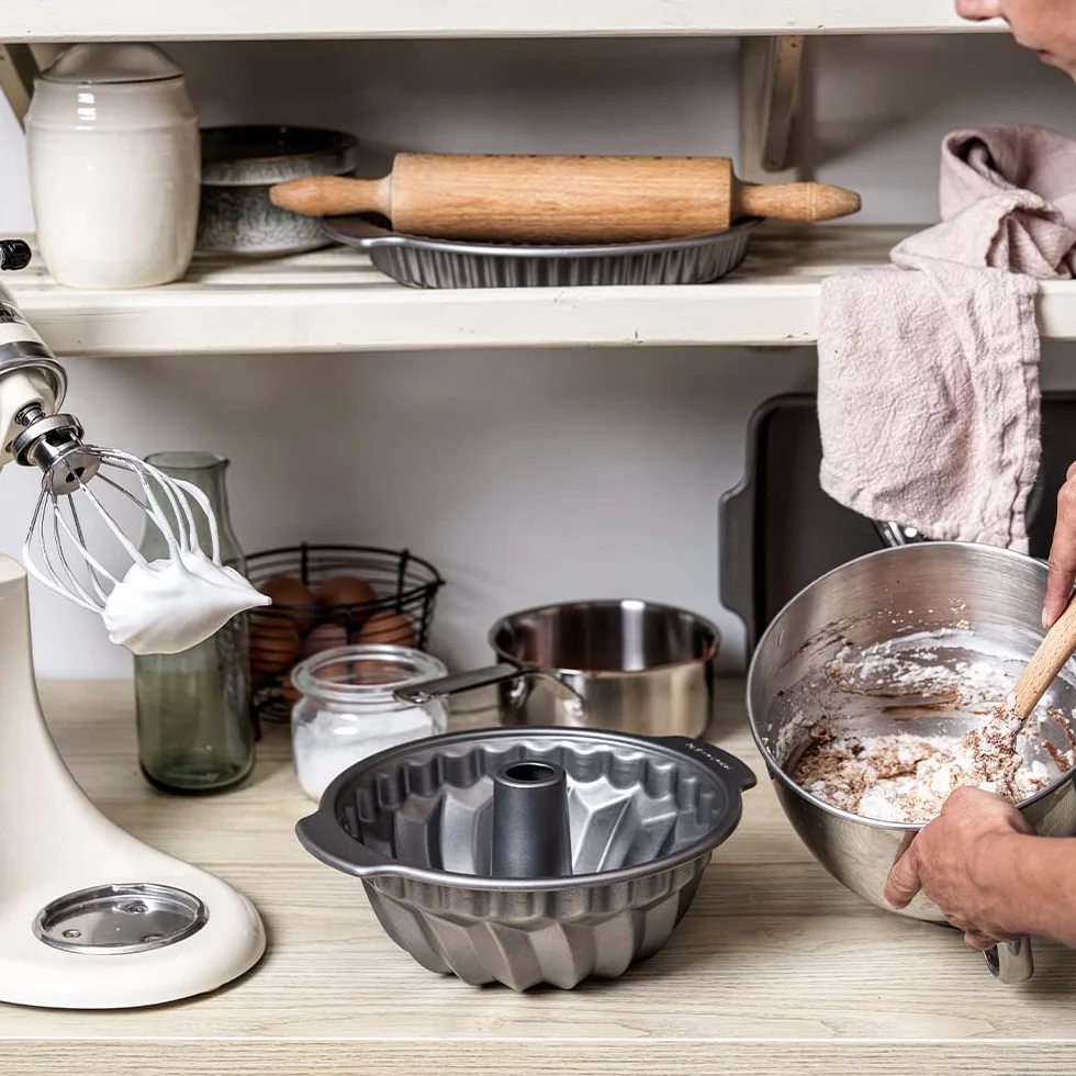 KitchenAid Aluminized Steel 5-częściowy zestaw foremek do pieczenia, powłoka nieprzywierająca bez PFAS, nadaje się do piekarnika, mycia w zmywarce, kolor szary