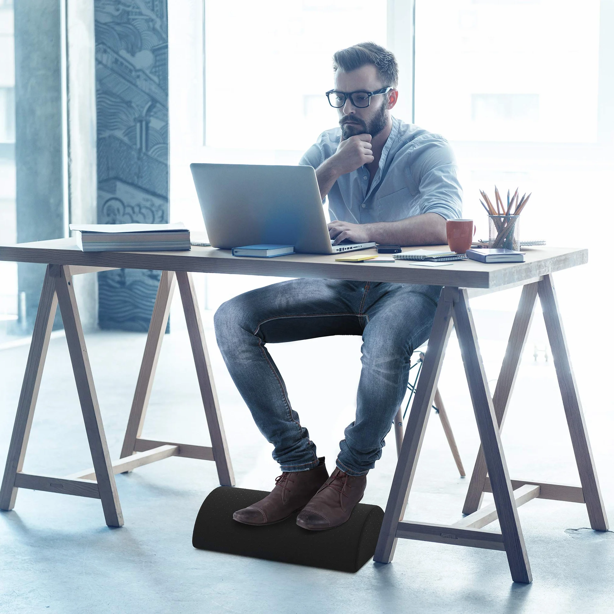 bonmedico Podnóżek biurko 3 w 1 – ergonomiczna poduszka pod stopę, poduszka na kolana i podnóżki z antypoślizgową powierzchnią i nadającą się do prania poszewką, kolor czarny