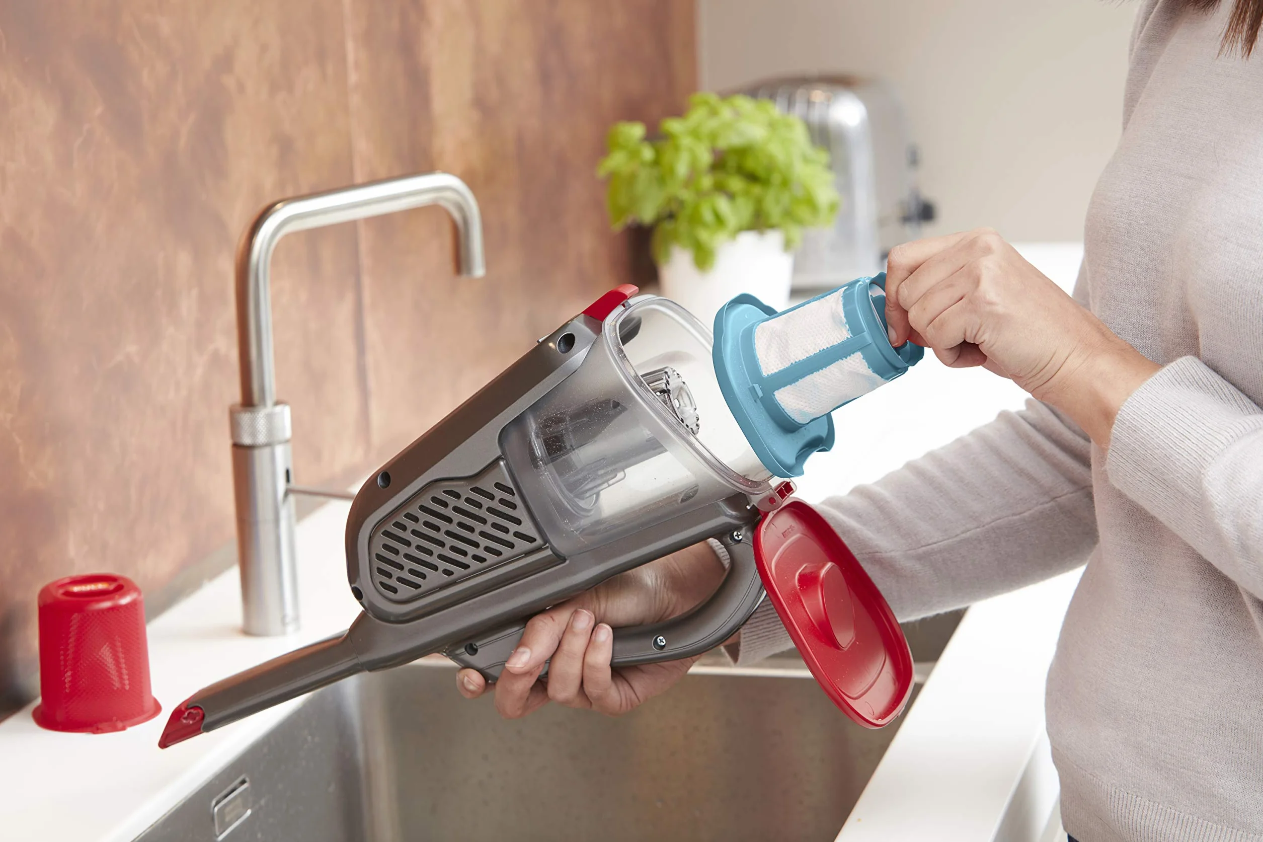 Black & Decker, Odkurzacz ręczny akumulatorowy Dustbuster Li 12V / 1,5Ah, BHHV315B
