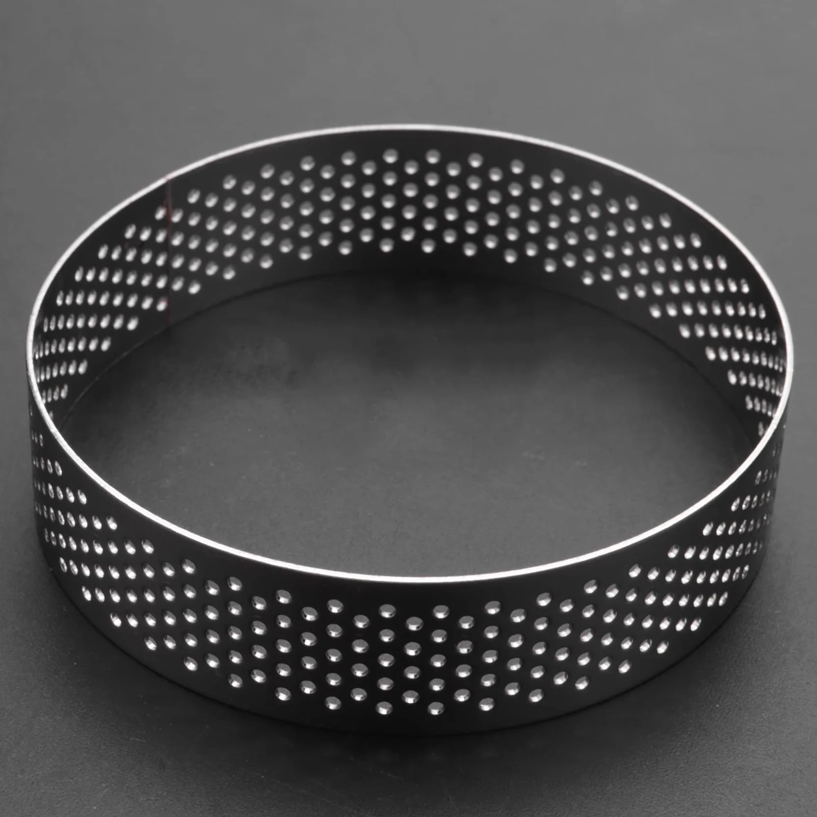 48 x okrągły pierścień ze stali nierdzewnej z porowatym tartletem, forma do pieczenia tortów, 8 cm