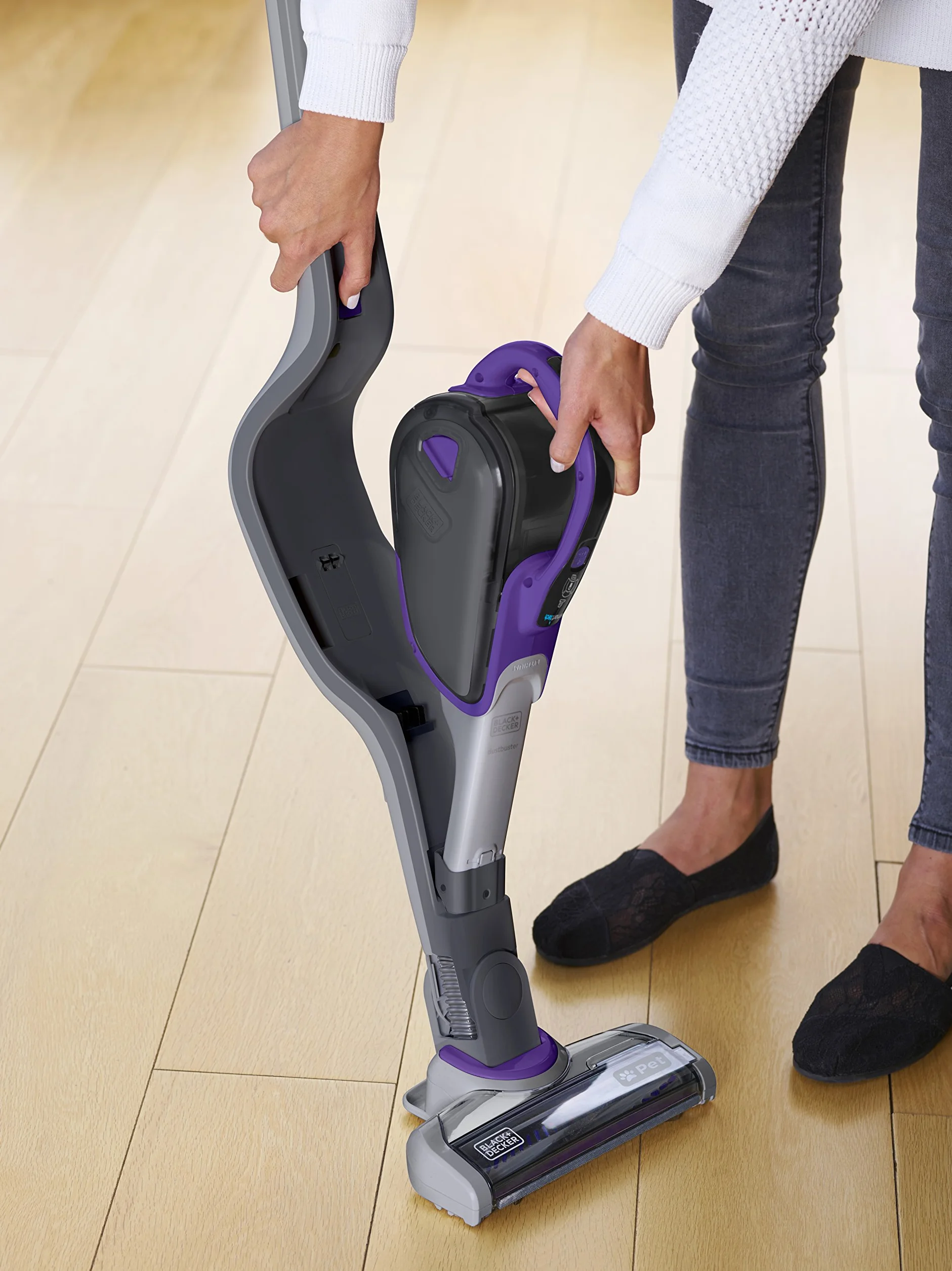 SVJ520BFSP-QW - Aspirador 2en1 18V 2Ah con tecnología SMART TECH™. Zawiera cepillo para mascotas y filtro con aroma de algodón. Podstawa ładunku. Se mantiene de pie. Boquilla rozszerzalny y cepillo