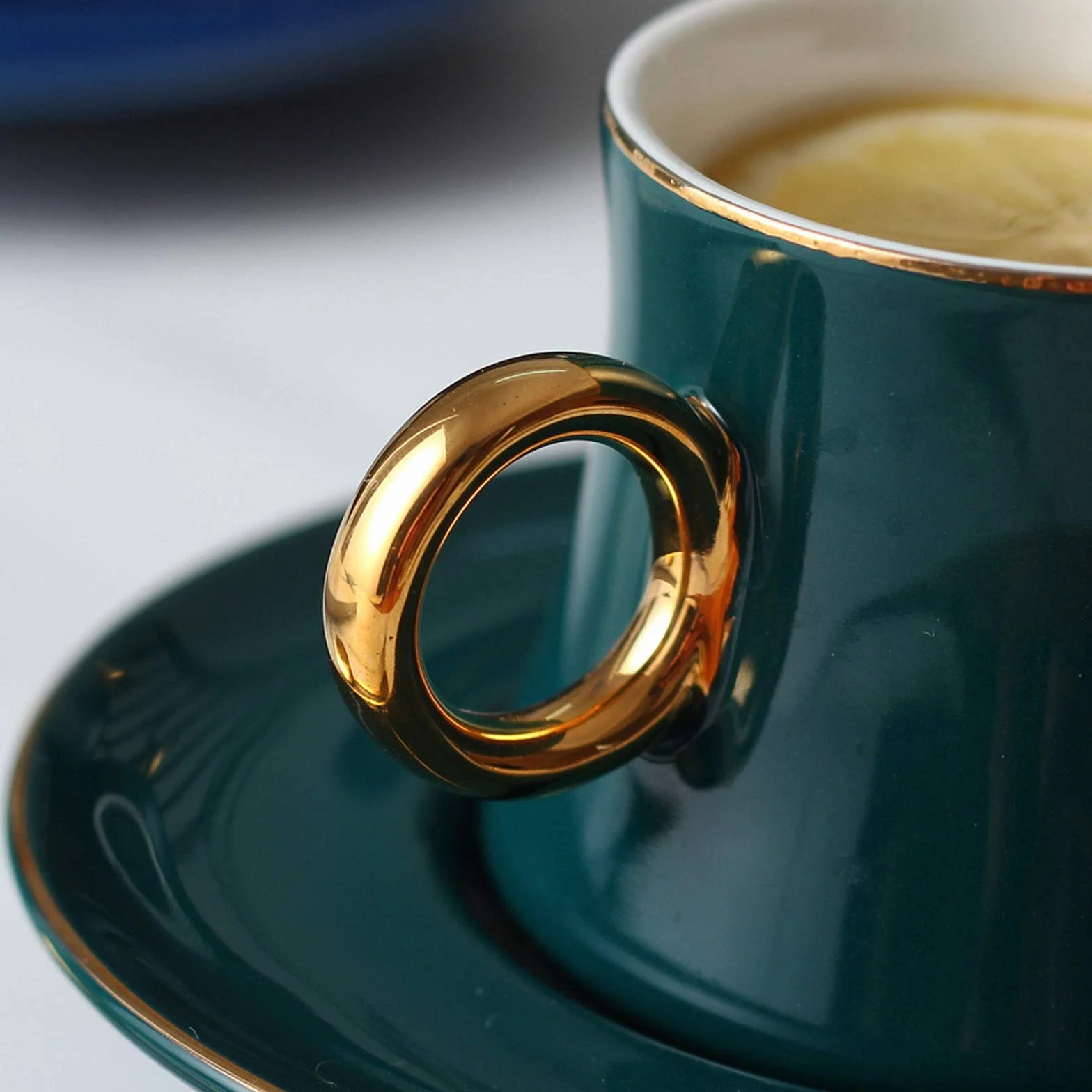 Zestaw filiżanek do espresso, porcelanowe kubki do kawy ze spodkiem, 209 ml, w zestawie stojak ekspozycyjny, zestaw 6 szt