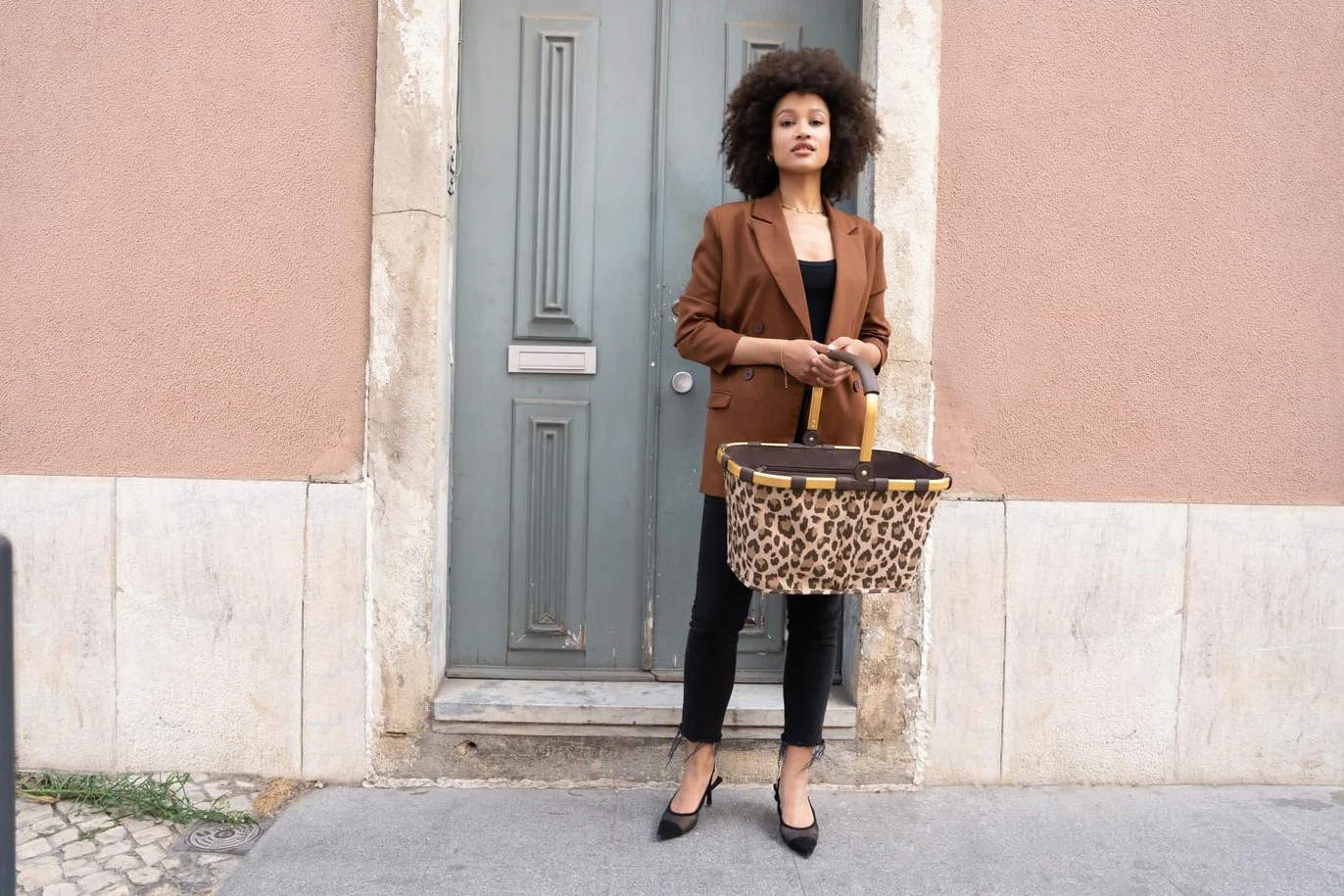 reisenthel Carrybag frame Leo macchiato – stabilny kosz na zakupy z dużą ilością miejsca do przechowywania i praktyczną kieszenią wewnętrzną – eleganckie i wodoodporne wzornictwo, Frame Leo Macchiato,