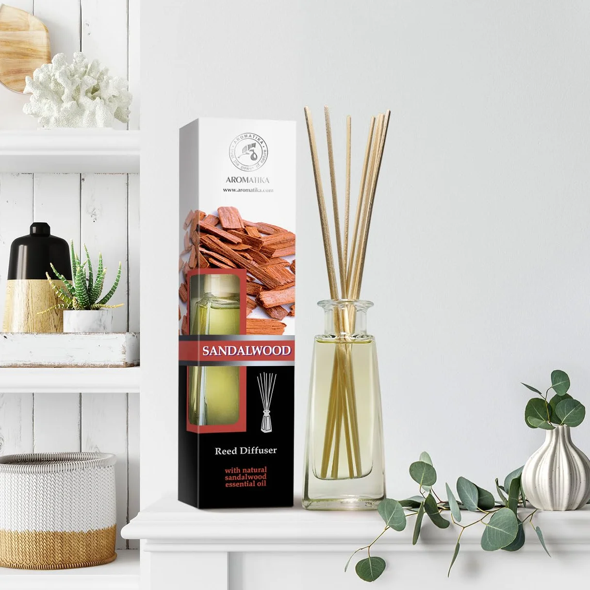 Dyfuzor Zapachowy z Patyczkami Sandał - 100 ml - Dyfuzor z Naturalnym Olejkiem z Drzewa Sandałowego - Zapach do Domu - Dyfuzory Trzcinowe - Odświeżacz z Patyczkami - Drzewo Sandałowe