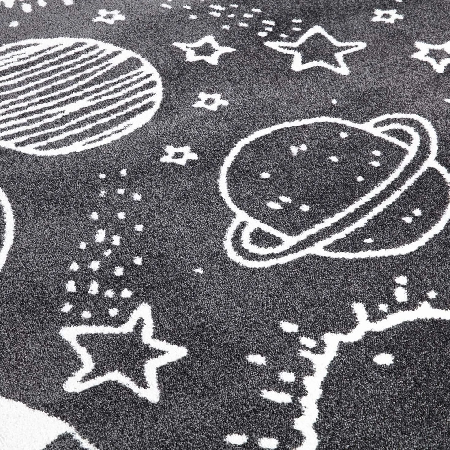 carpet city Dywan do pokoju dziecięcego, motyw kosmosu, ciemnoszary, 140 x 200 cm, dywan dziecięcy z krótkim włosiem z gwiazdkami, rakietami, planetami, miękkie runo