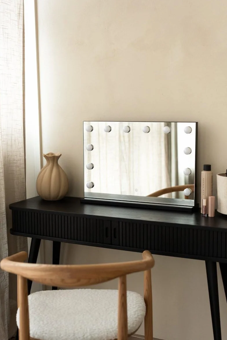 SensaHome Lustro Toaletkowe Pro - Hollywoodzkie Lustro do Makijażu z 12 Regulowanymi Lampami LED, 3 Tryby Światła, 60x40cm - Czarny