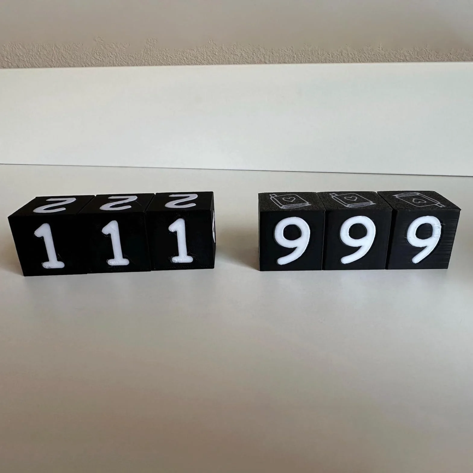 Licznik książek z nadrukiem 3D, książka czytana w tym roku, śledzenie czytania wyzwań, z nowoczesnym i minimalistycznym designem, 14,5 x 4 x 10 cm, na biurko, półki na książki, blat, stoliki nocne