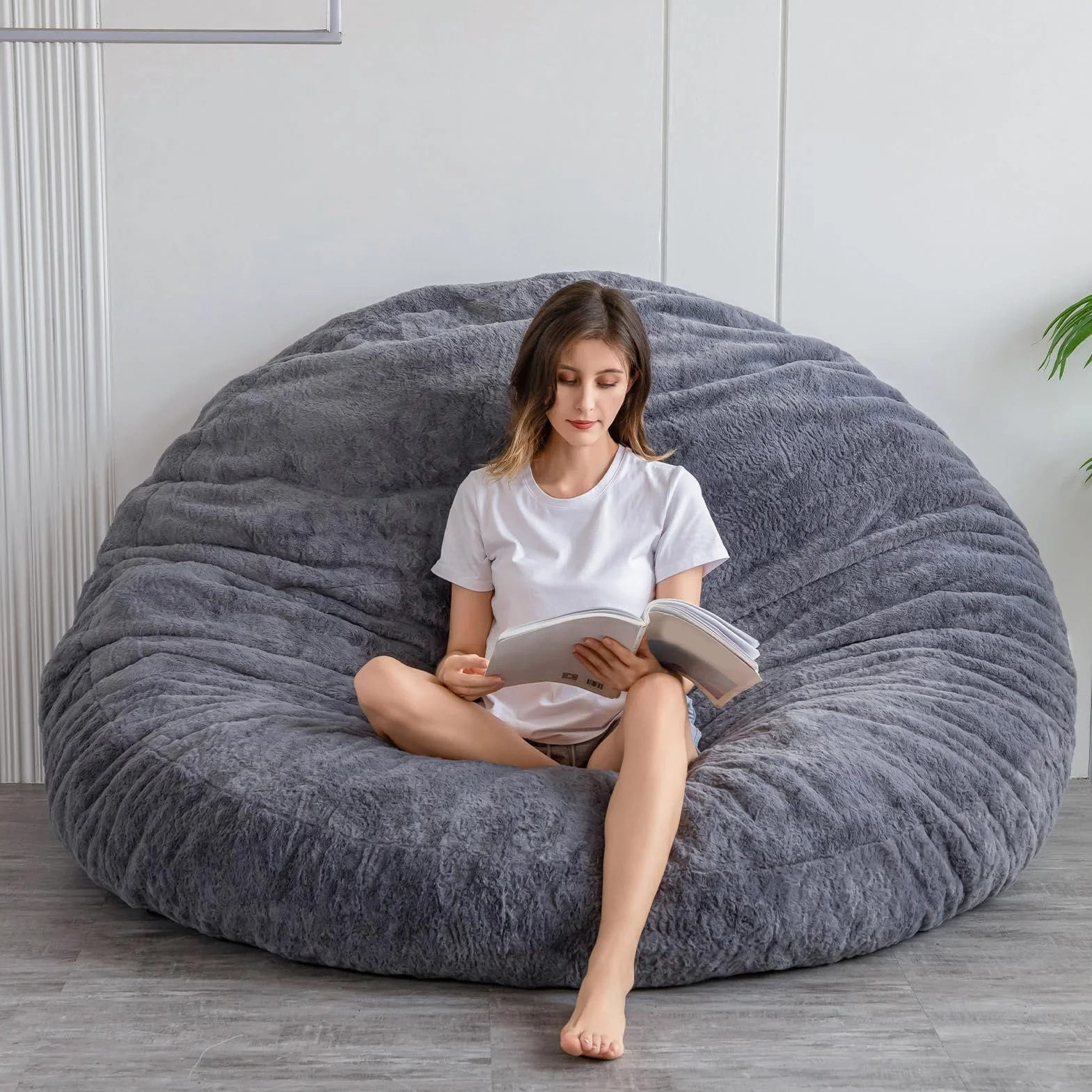 MAXYOYO Łóżko z workiem do siedzenia w kolorze węgla drzewnego, kwadratowa sofa z puszystym pluszowym pokrowcem i wypełnieniem – idealny dla dorosłych, par i gości – duży format 150 x 150 cm