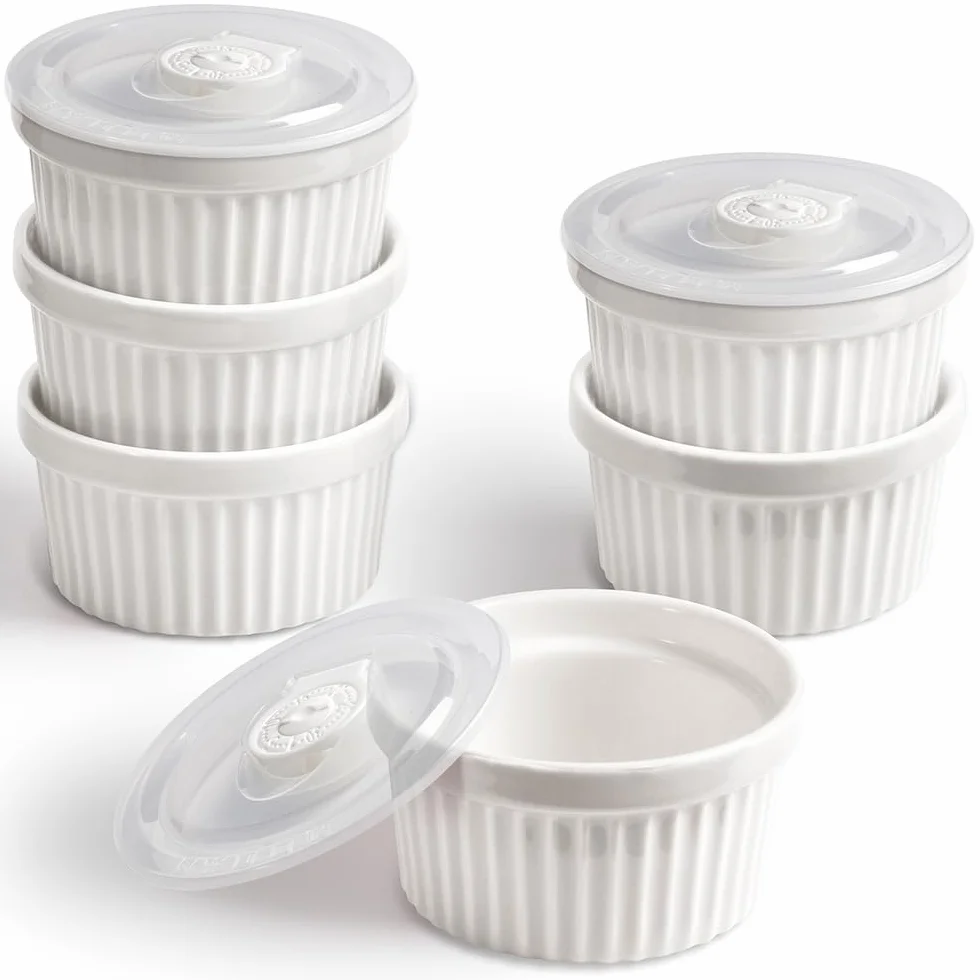 homEdge Porcelanowy zestaw Ramekins z pokrywką, 240 ml / 8 uncji, miska do lodów, Creme Brûlée Ramekins Soufflé, zestaw 6 sztuk, kolor biały