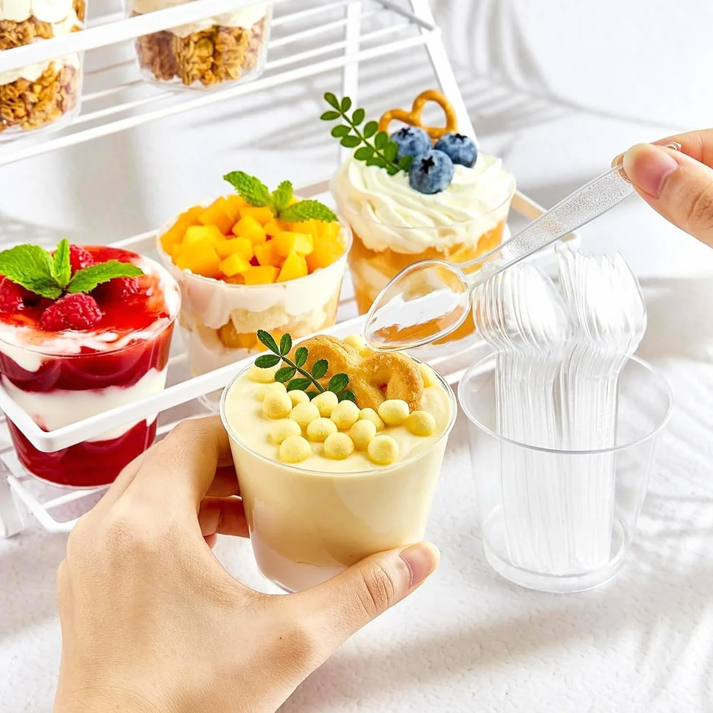 Plastikowe słoiki deserowe, 50 sztuk, 150 ml, wielokrotnego użytku, 50 sztuk, łyżki, plastikowe kubki deserowe, kubki do picia