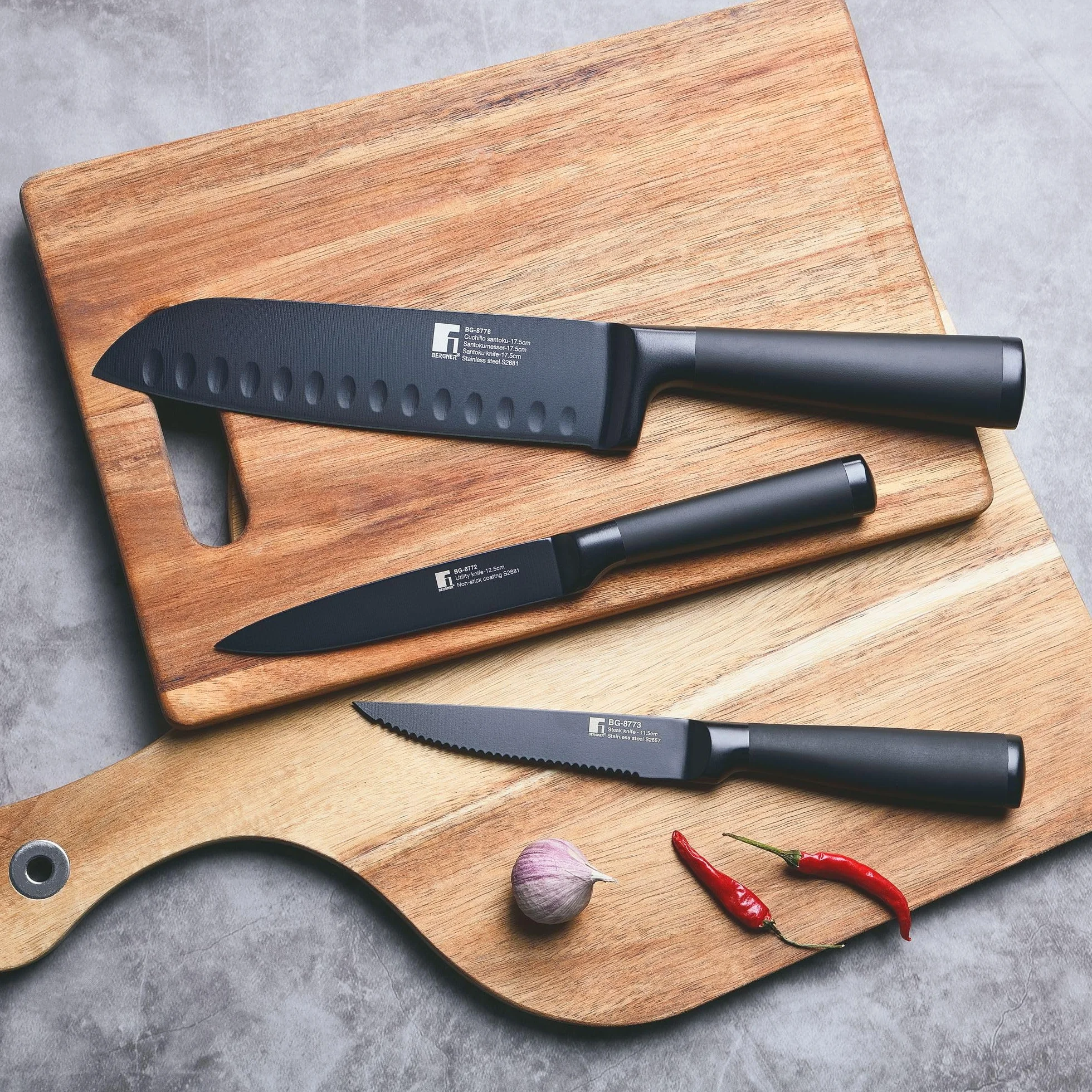 Bergner czarny nóż Santoku, stal nierdzewna, 17,5 x 30 x 30 cm