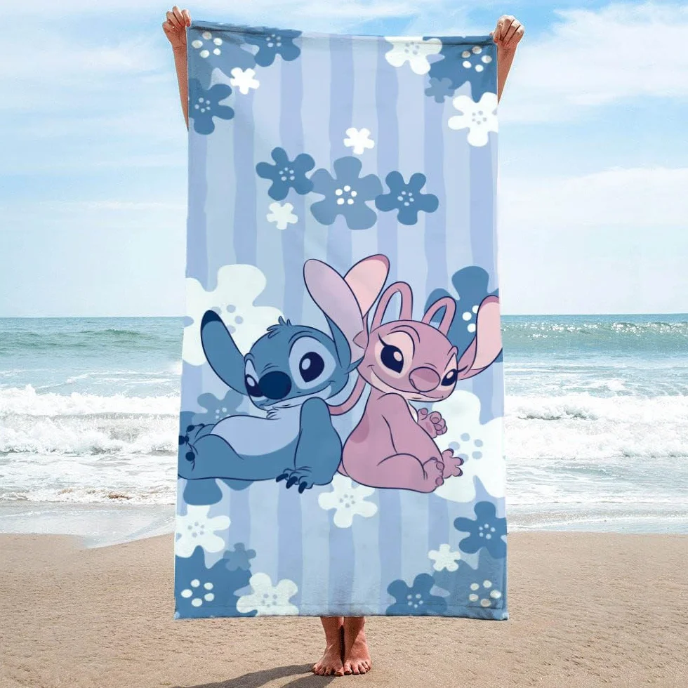 Jay Franco Kids Disney Lilo i Stitch 100% bawełniany ręcznik plażowy – 71 x 147 cm Super miękki ręcznik kąpielowy, basenowy i podróżny, oficjalny produkt licencjonowany, niebieski