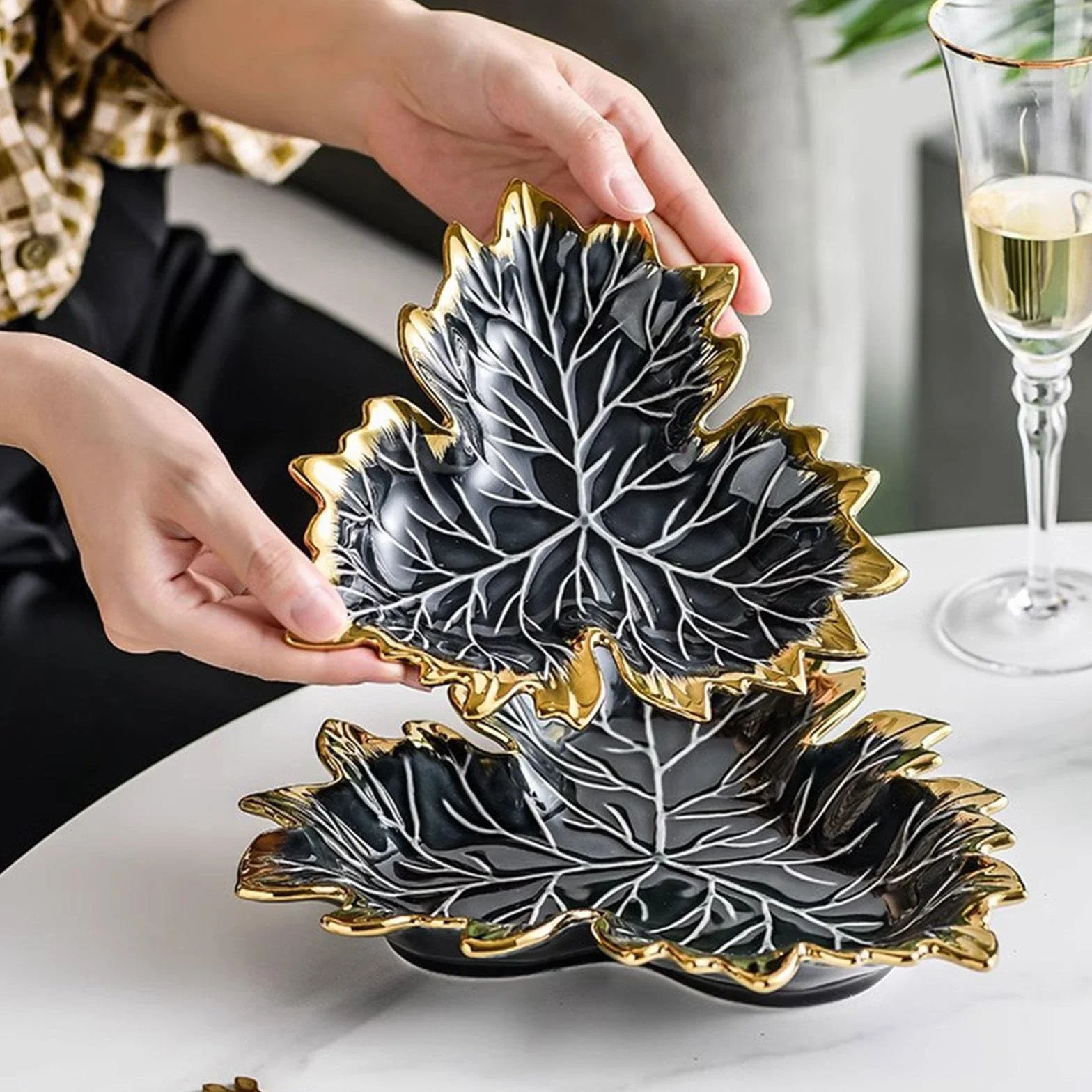 Zestaw 2 porcelanowych talerzy deserowych, w kształcie liścia, wielofunkcyjne naczynia smakowe, pęknięcie lodu, glazura, talerzyki na sosy, talerz na ocet, talerz sałatkowy, talerz przyprawowy do kuchni, na przyjęcie urodzinowe, szary, duży