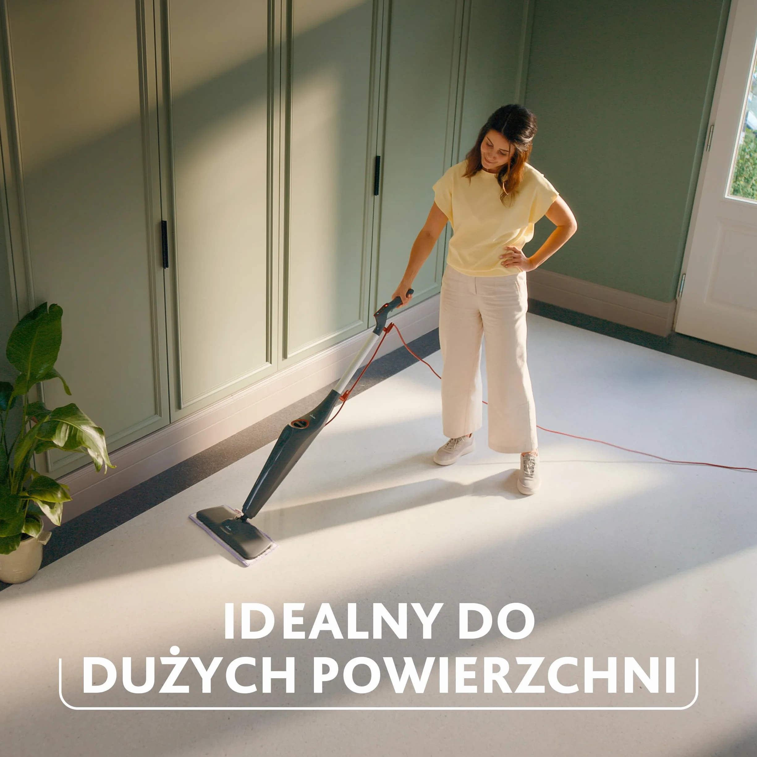 Mop parowy Vileda Steam Plus Pro XXL, zabija do 99,9% bakterii i wirusów, idealny do delikatnych podłóg, z 4 trybami pary, posiada podstawkę do przechowywania
