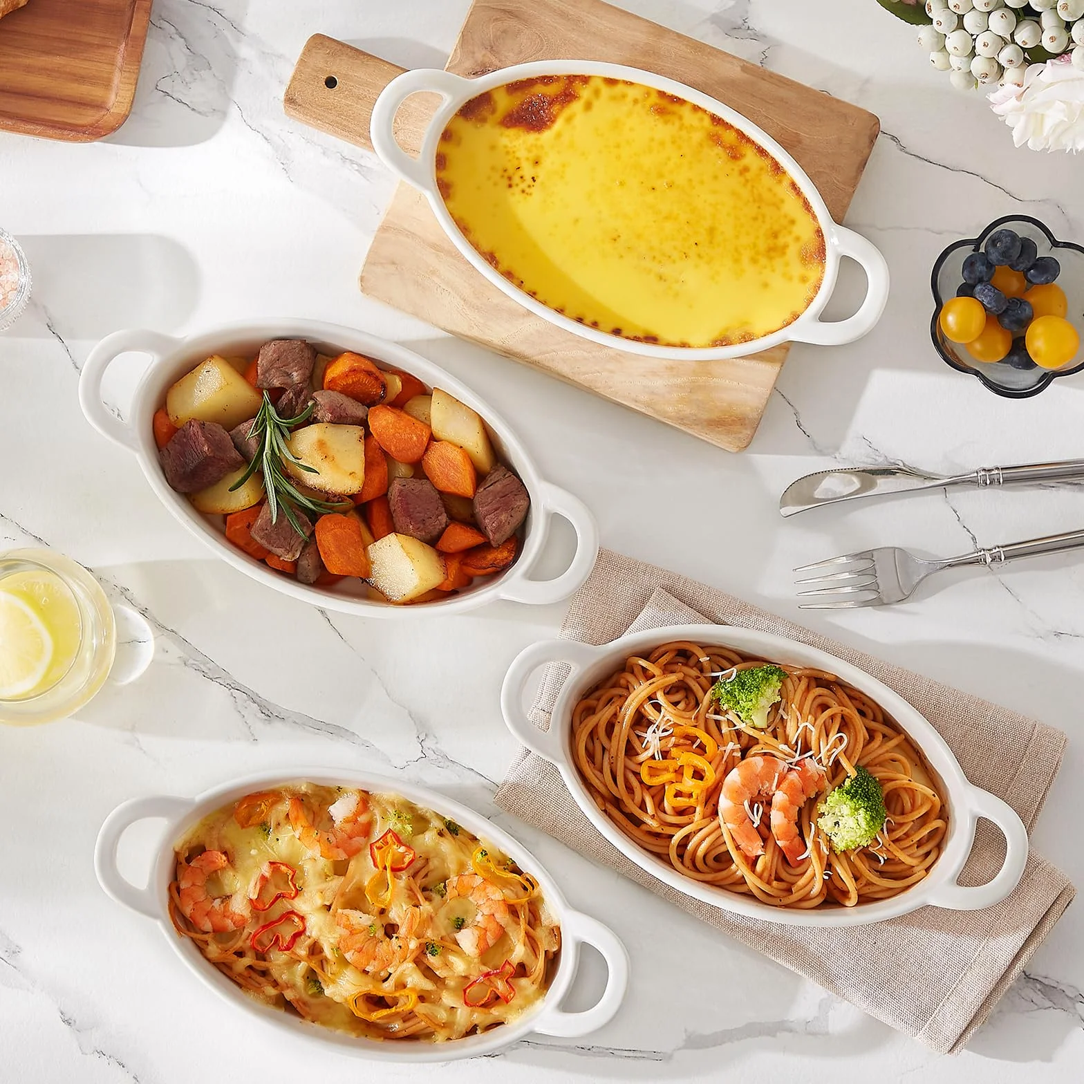 MALACASA Owalne ceramiczne naczynia do pieczenia w piekarniku, idealne do lasagne, placka pasterskiego i więcej - małe naczynie do ciasta, zestaw 4 sztuk, 22 uncje, białe, bezpieczne do piekarnika