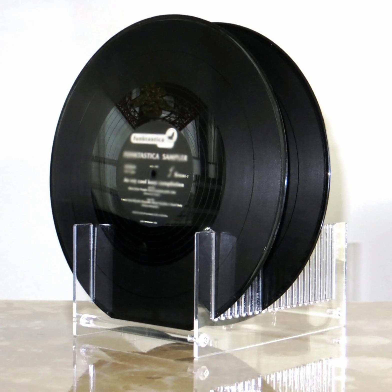 Akrylowy stojak na płyty CD – nowoczesny stojak na płyty winylowe 30 cm, pomieści 20 albumów, idealny do przechowywania gramofonu