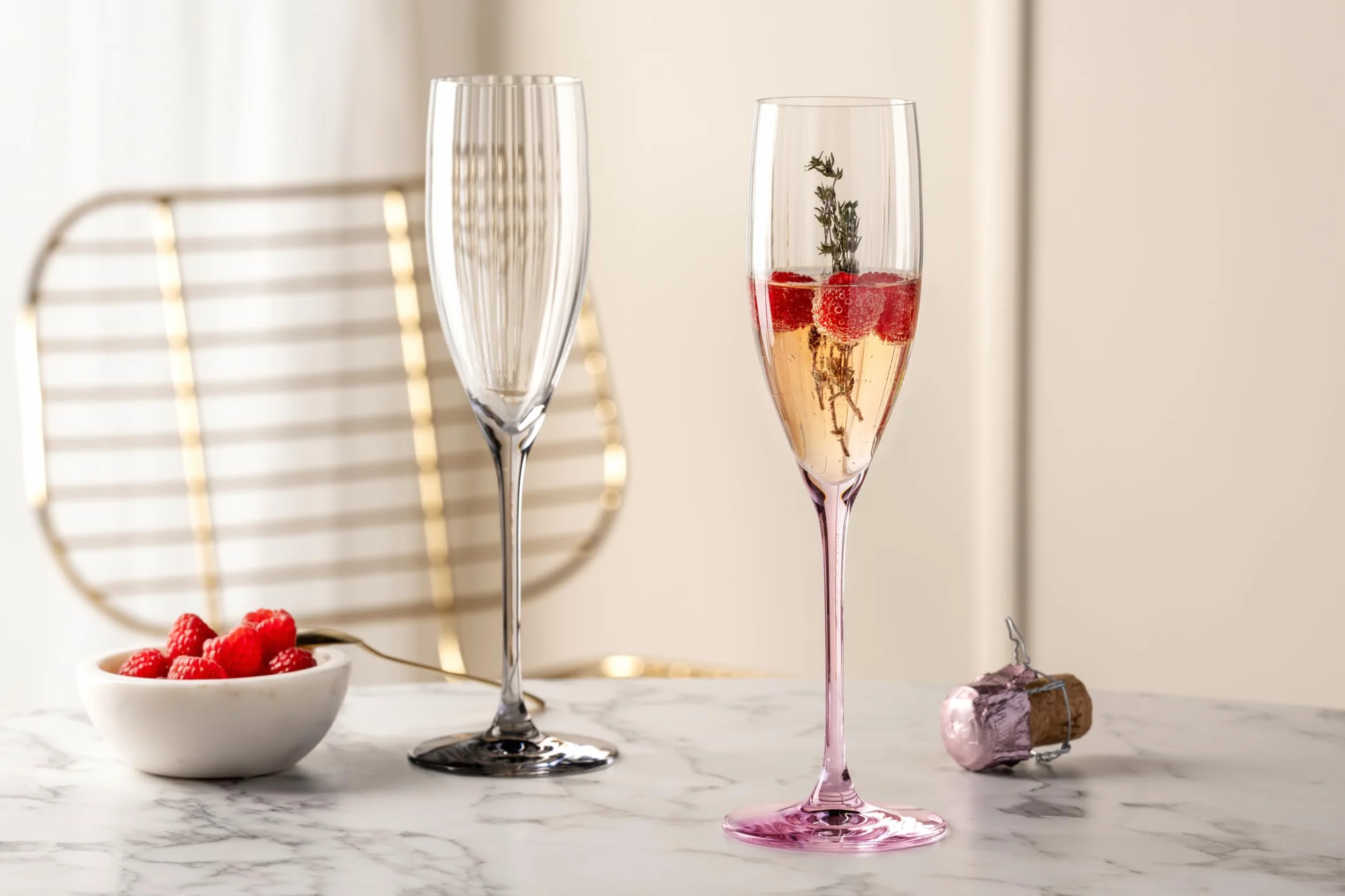 LEONARDO HOME Poesia 022381 kieliszki do szampana zestaw 6 kieliszków do szampana nadają się do mycia w zmywarce, wysokość 25 cm, 250 ml szary